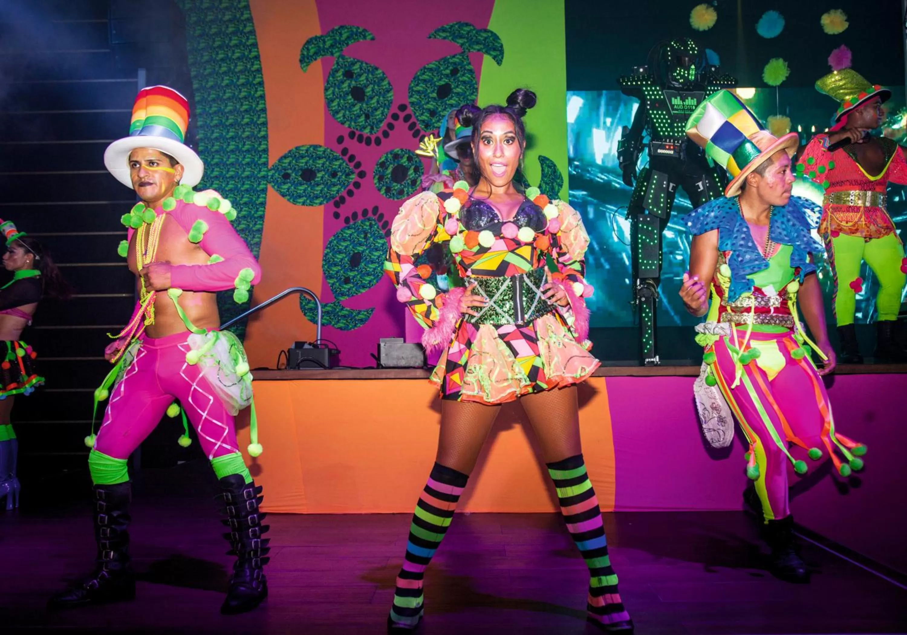 Entertainment in Riu Playacar - All Inclusive