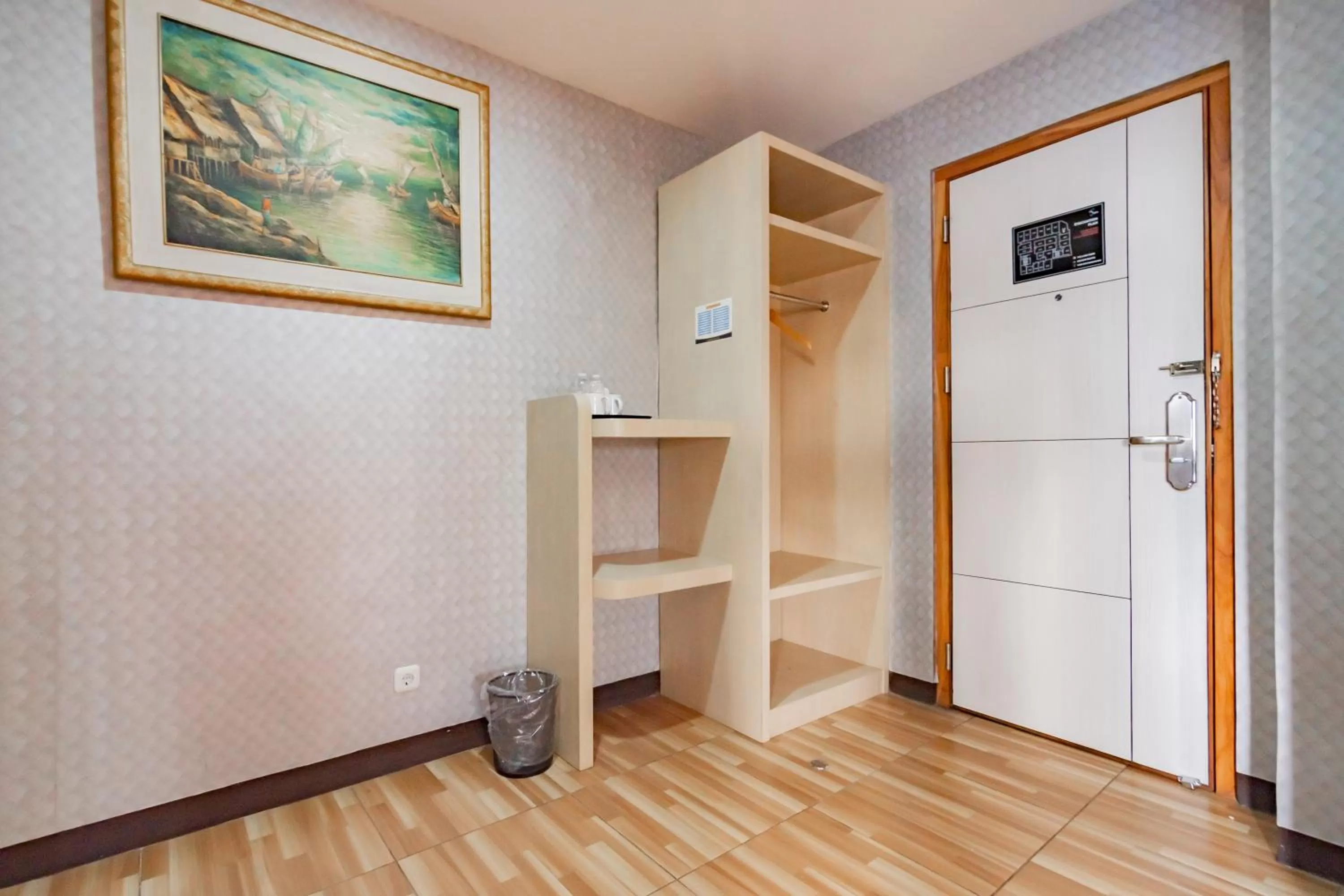 Bedroom in RedDoorz Premium near Bandung Station