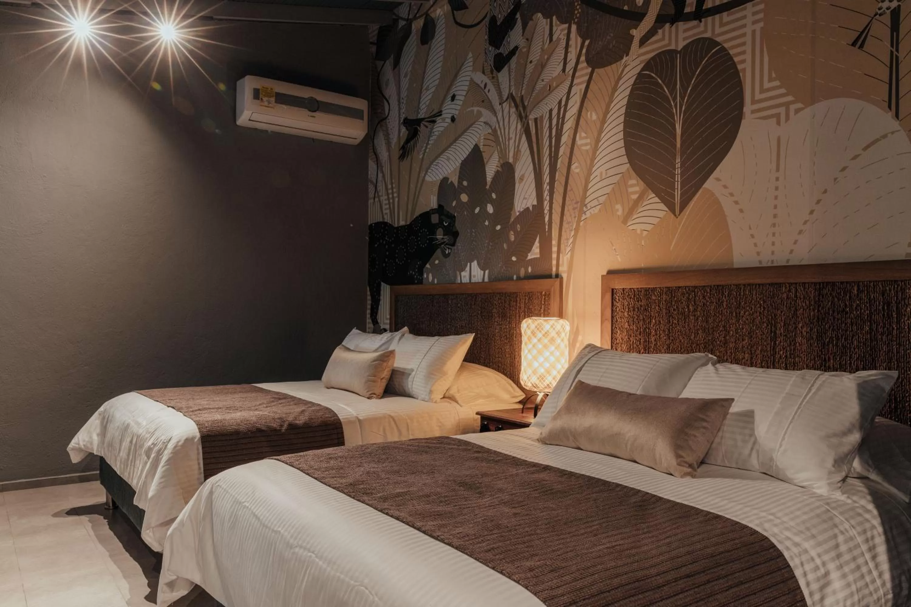 Photo of the whole room, Bed in Sui Posada Boutique