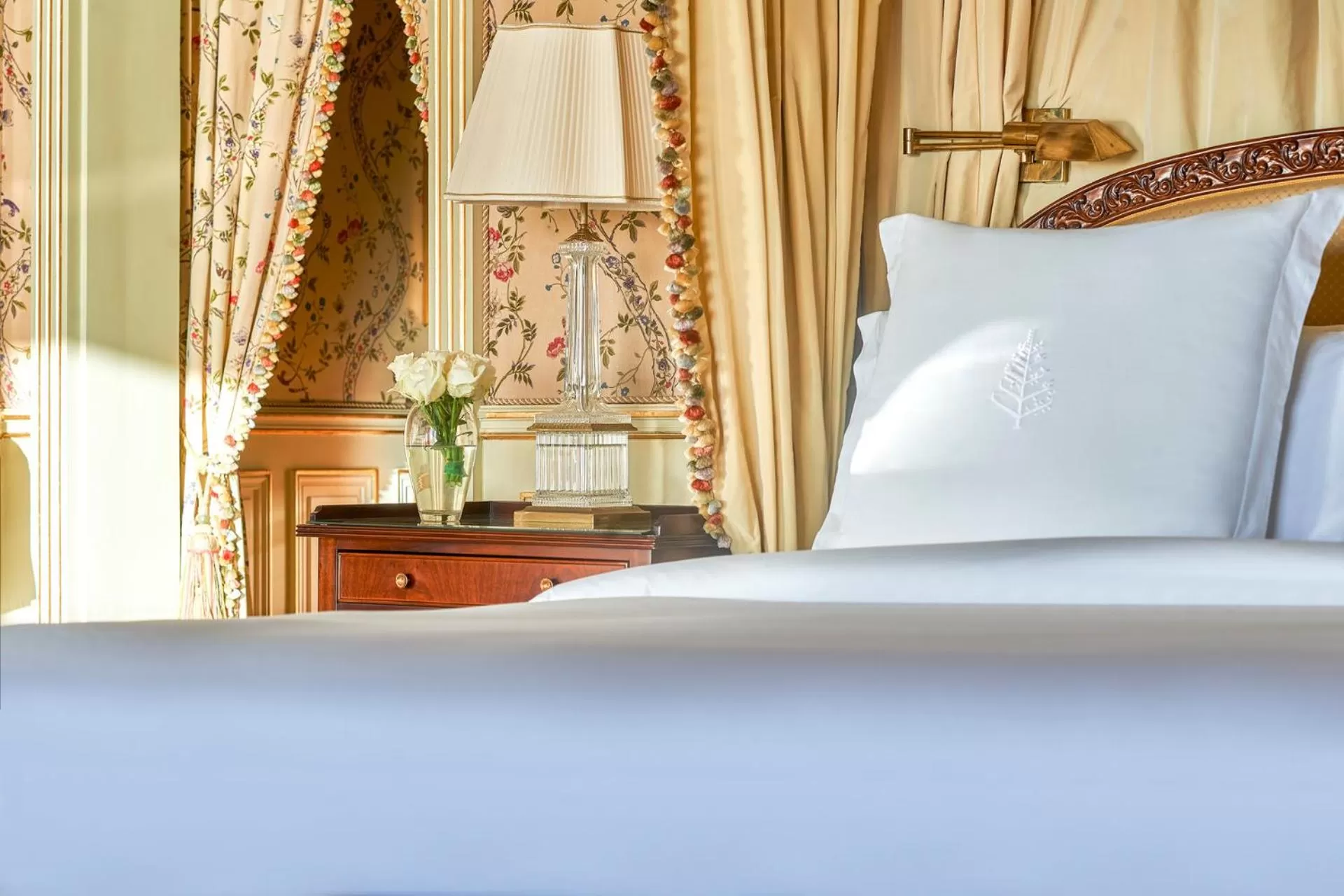 Bed in Four Seasons Hotel Alexandria At San Stefano