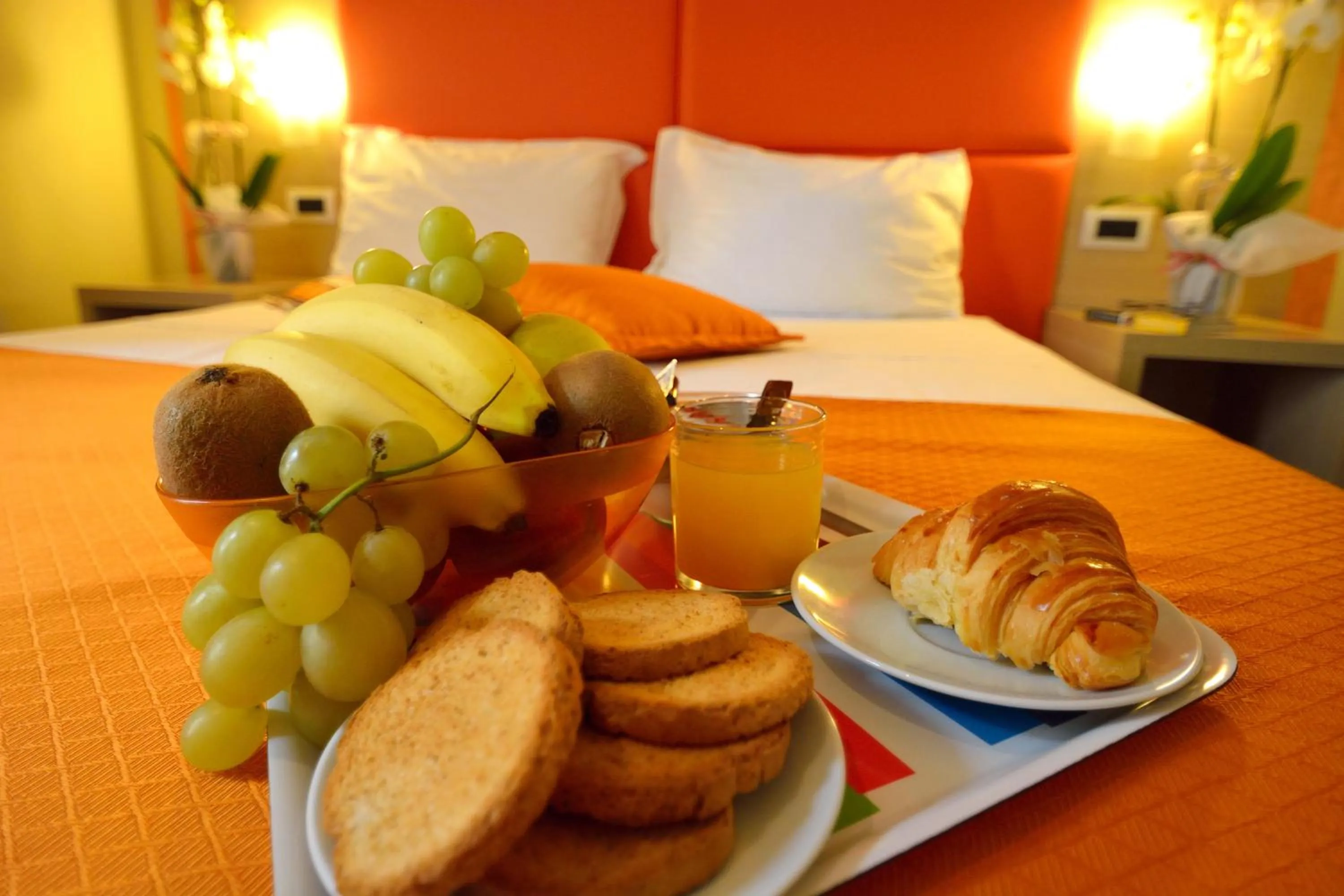 Bed in B&B Marbò Florence