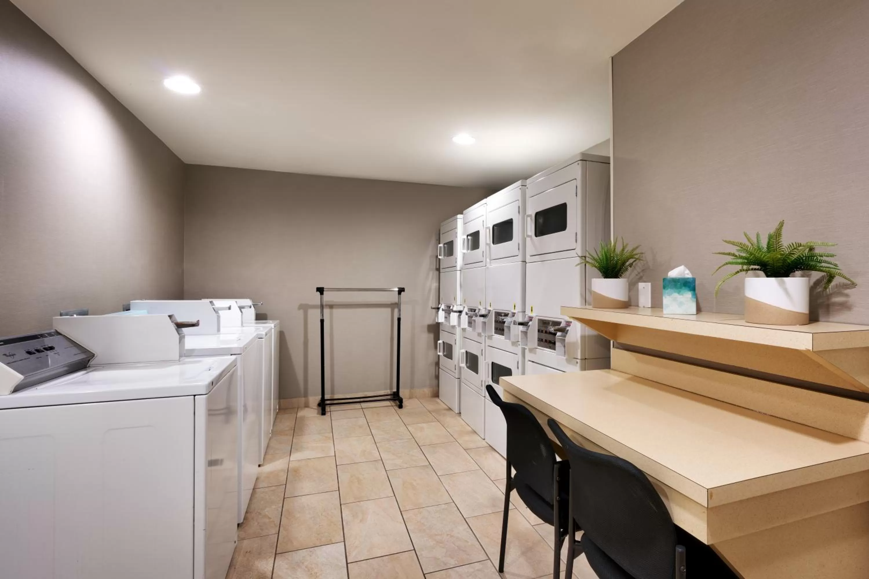 laundry in Residence Inn by Marriott Houston I-10 West/Park Row