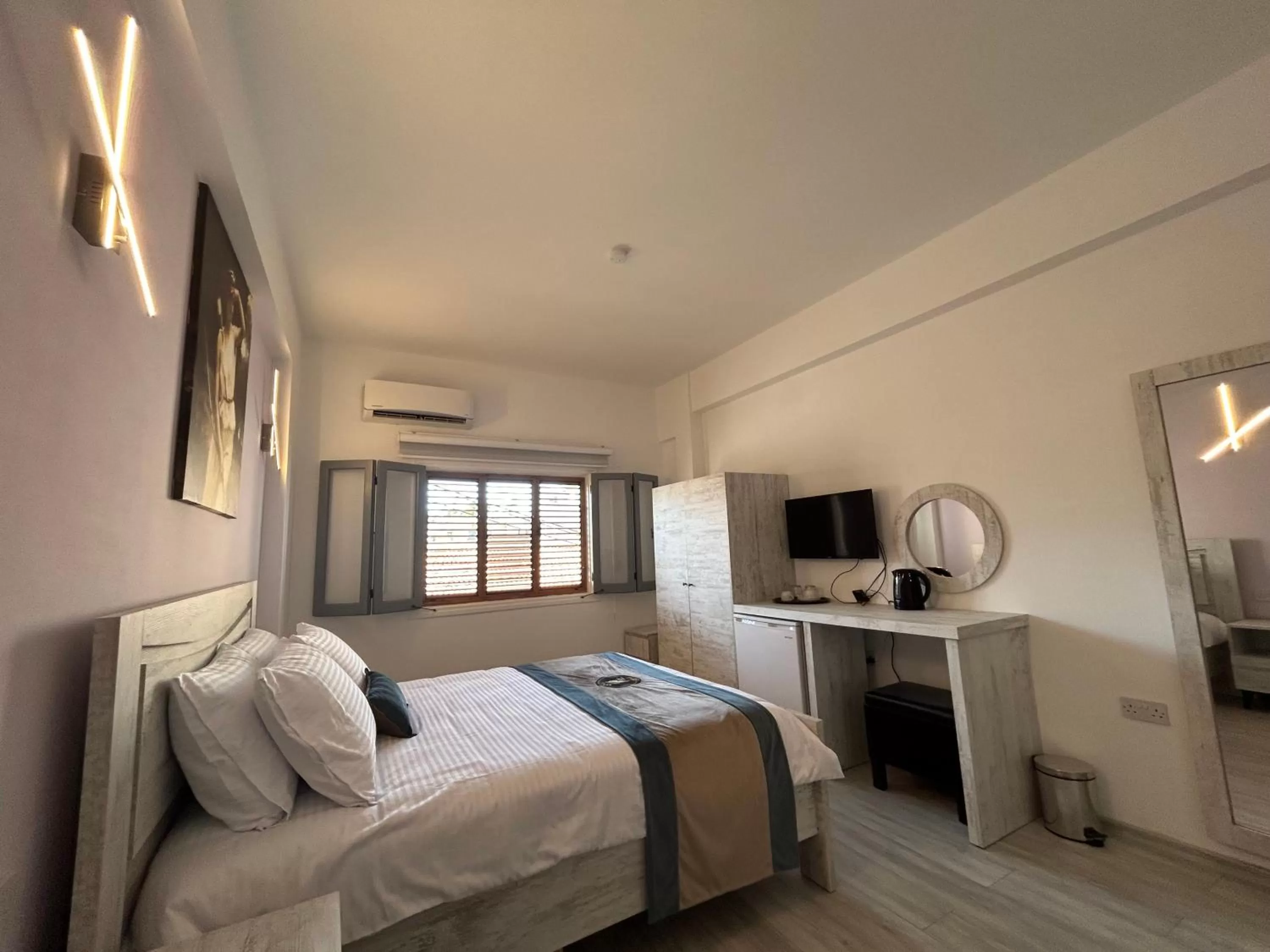 Bedroom in Royal Goddess Guest House, Walled City