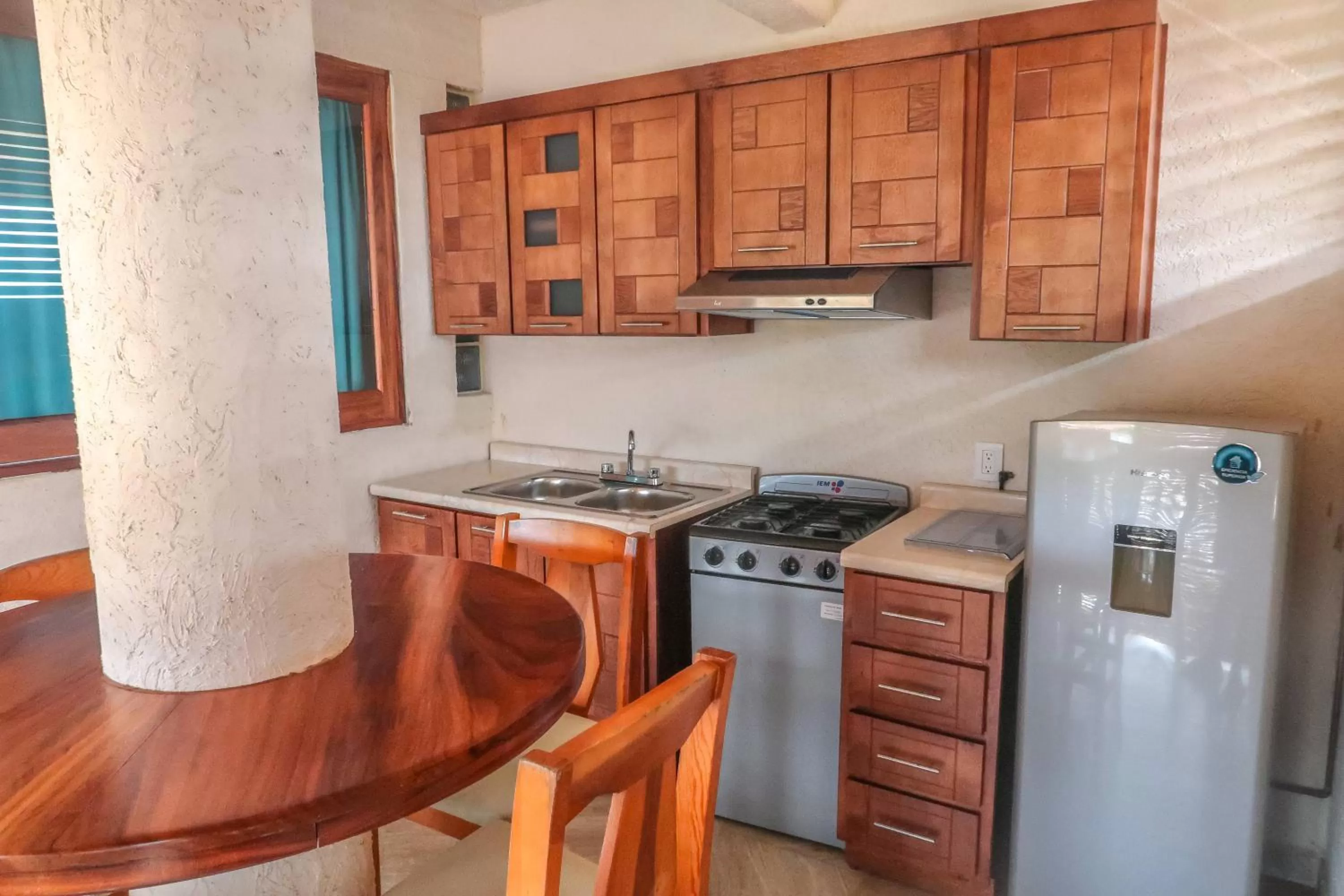 Kitchen or kitchenette in Hotel Villas Punta Blanca