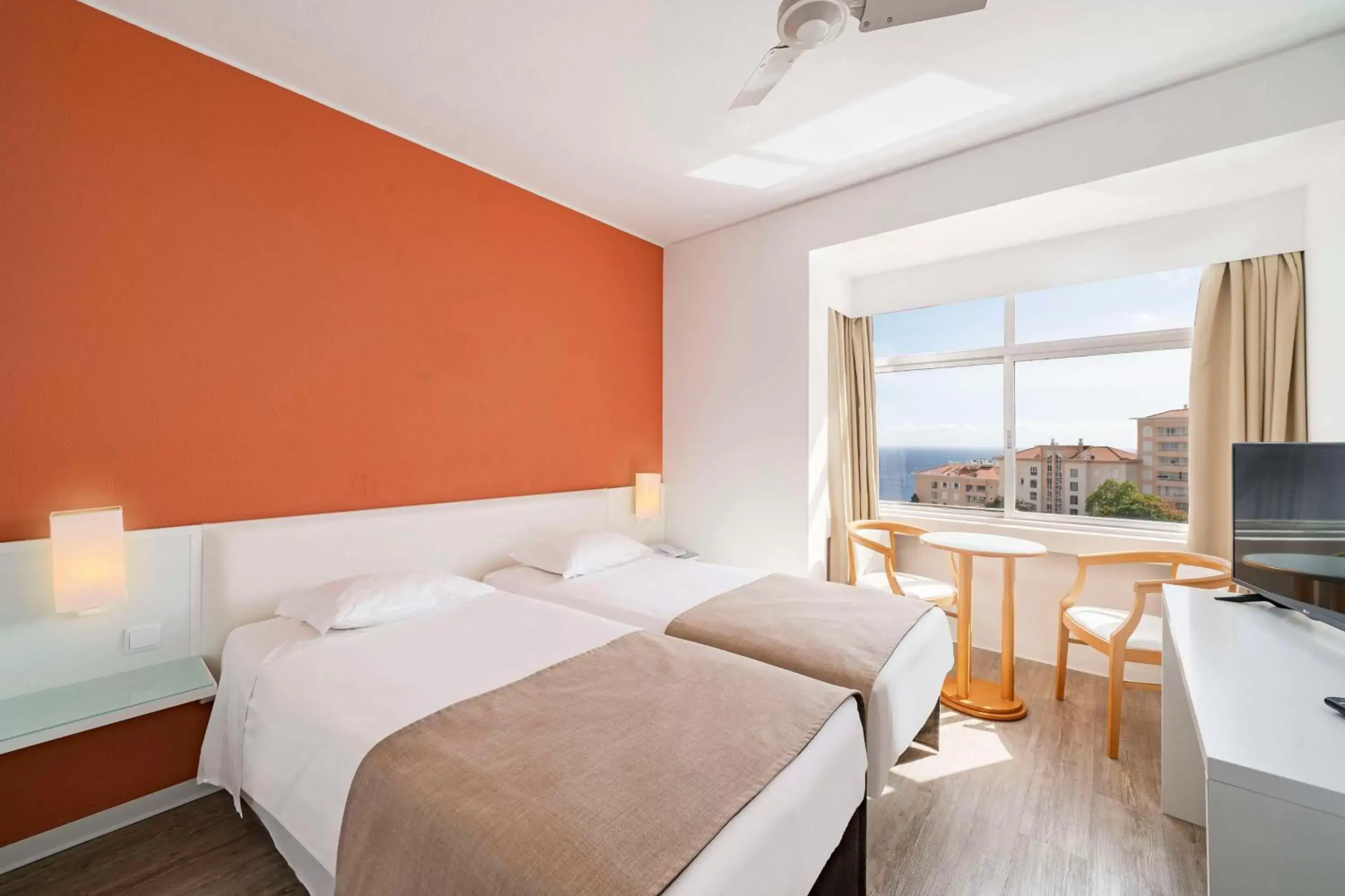 Double Room with Balcony - single occupancy in Estrelicia Hotel Double Room with Balcony - single occupancy in Estrelicia Hotel