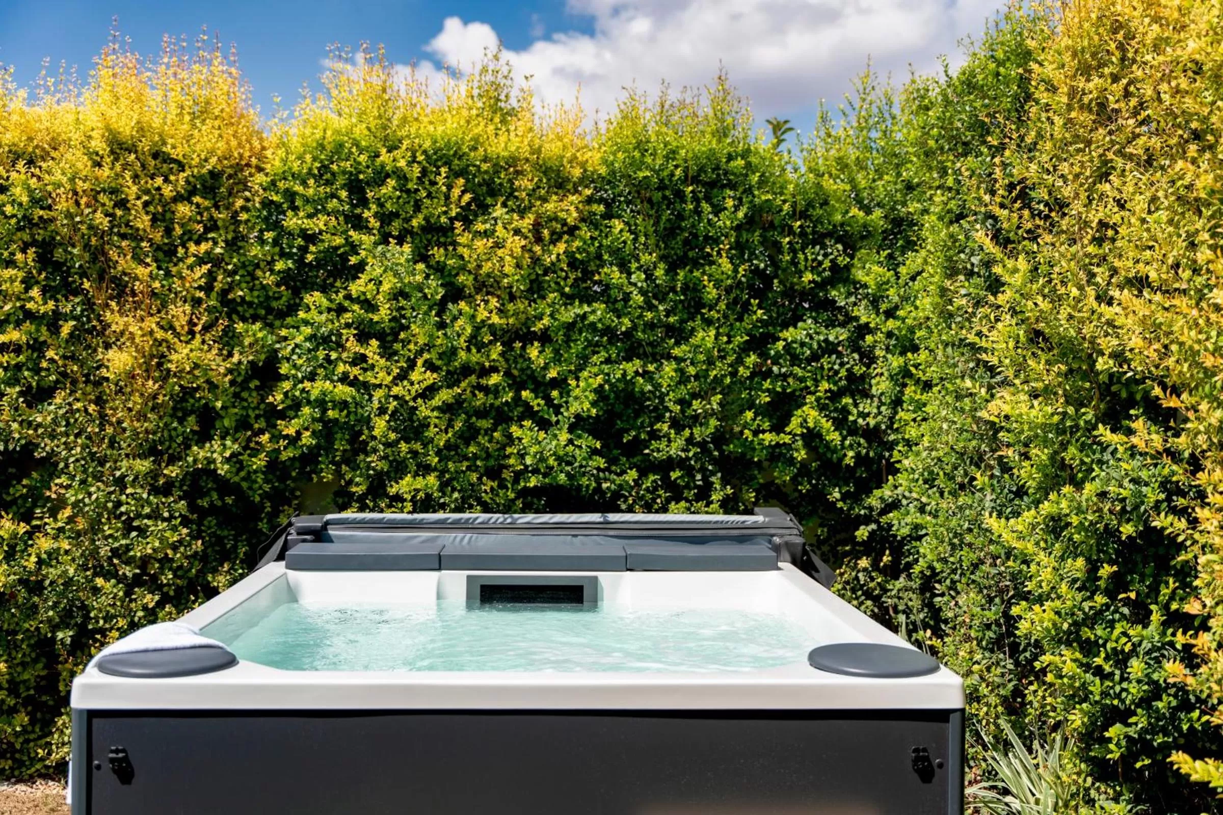 Garden, Spa/Wellness in Daline Holiday Rooms