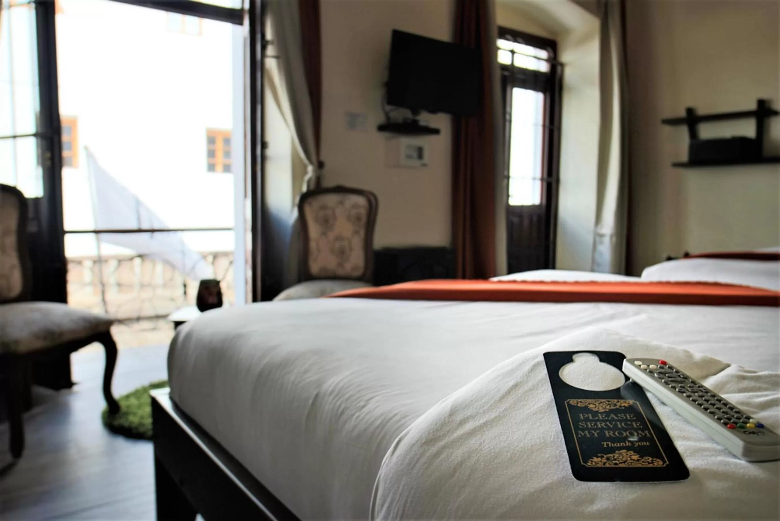 Photo of the whole room, Bed in Hotel Colonial San Agustin