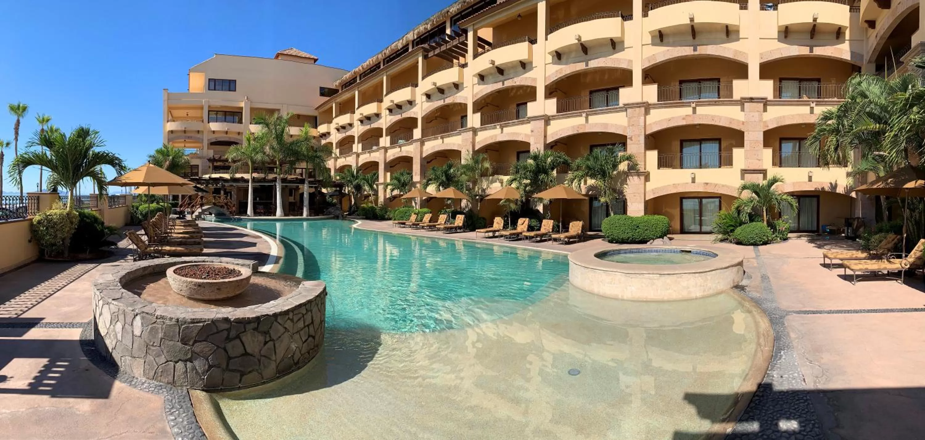 Pool view in La Mision Loreto