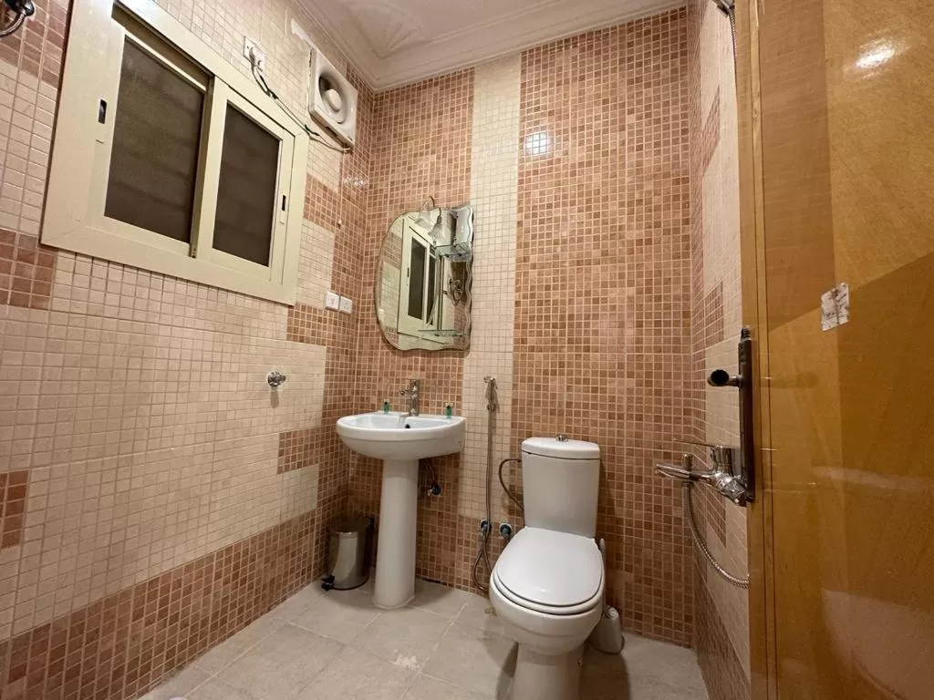 Bathroom in Mnara-AlMadinah