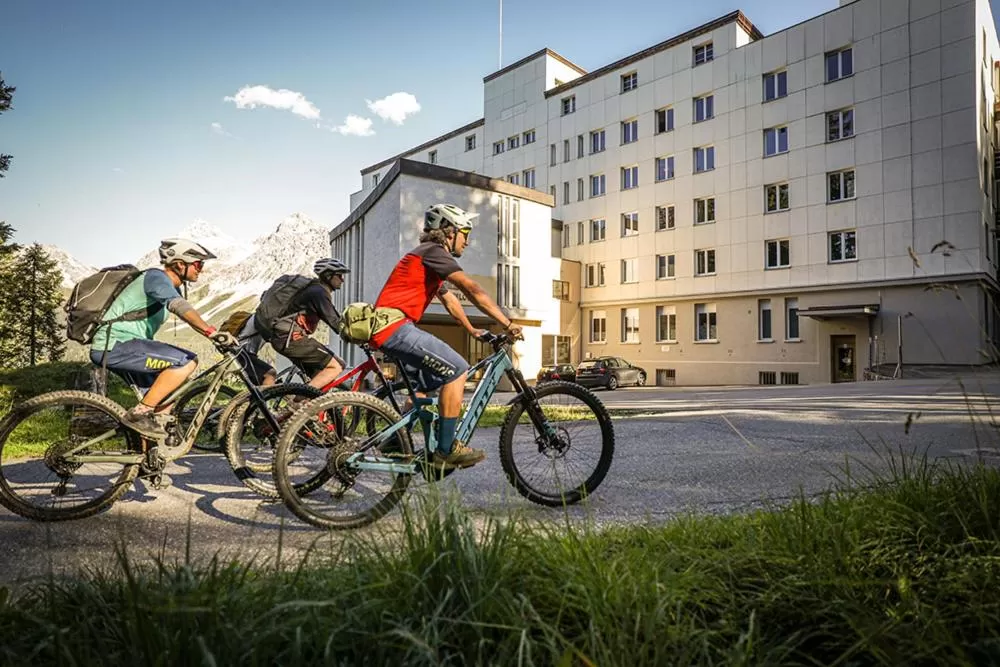 Property building in Arosa Mountain Lodge