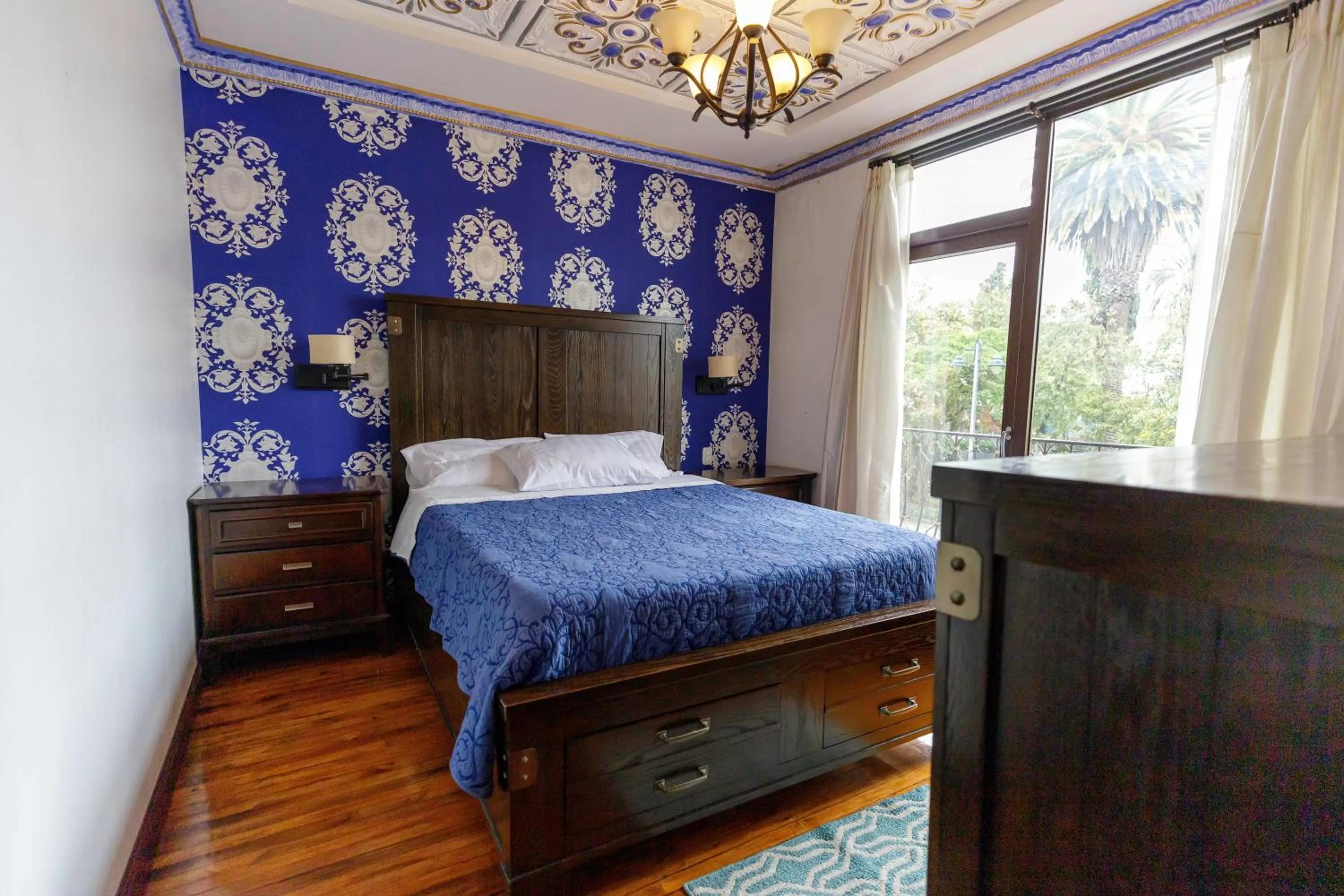 Bed in Hotel Azul de la Plaza by Chat Noir