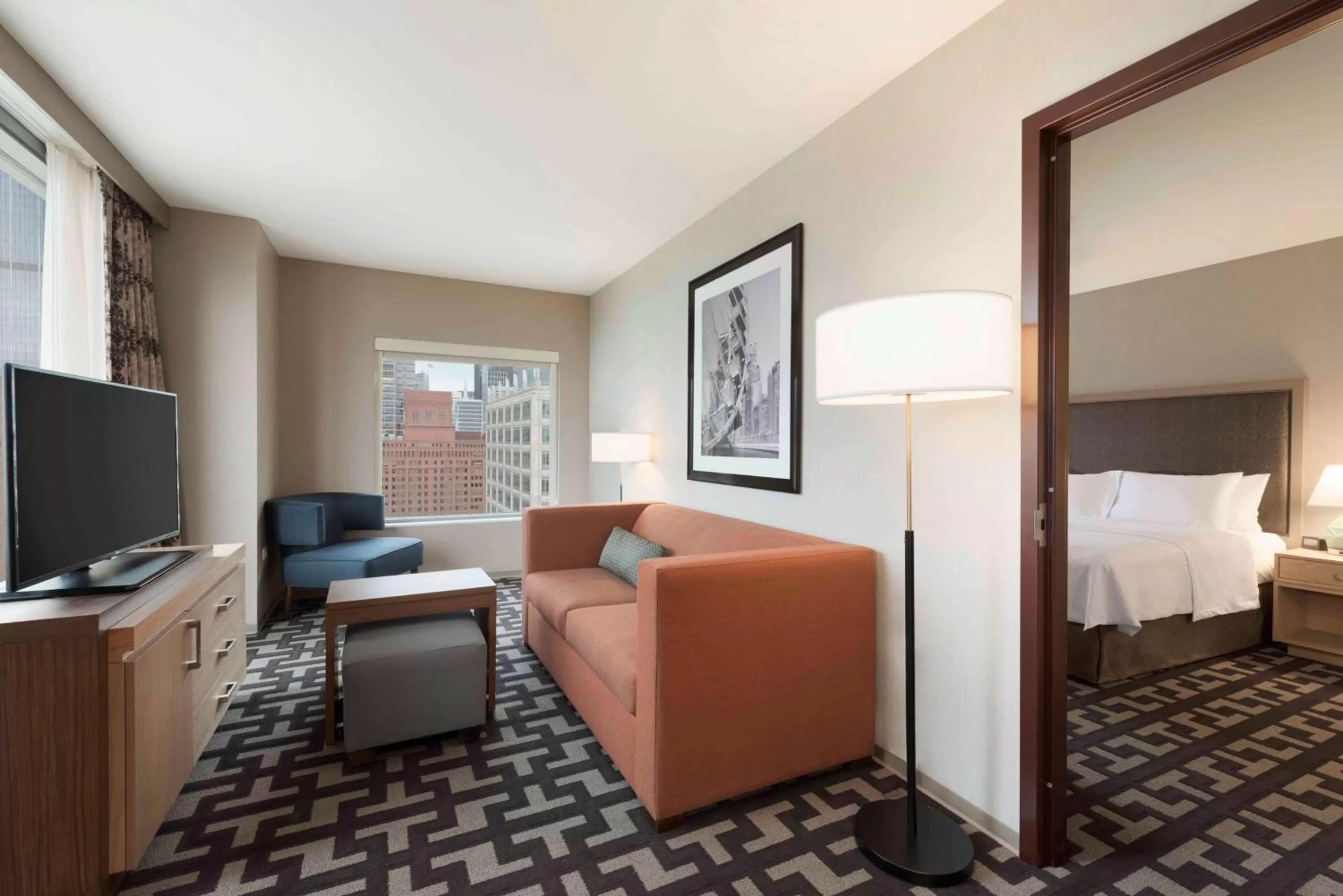 Living room, Bed in Homewood Suites by Hilton Chicago West Loop Fulton Mkt Area