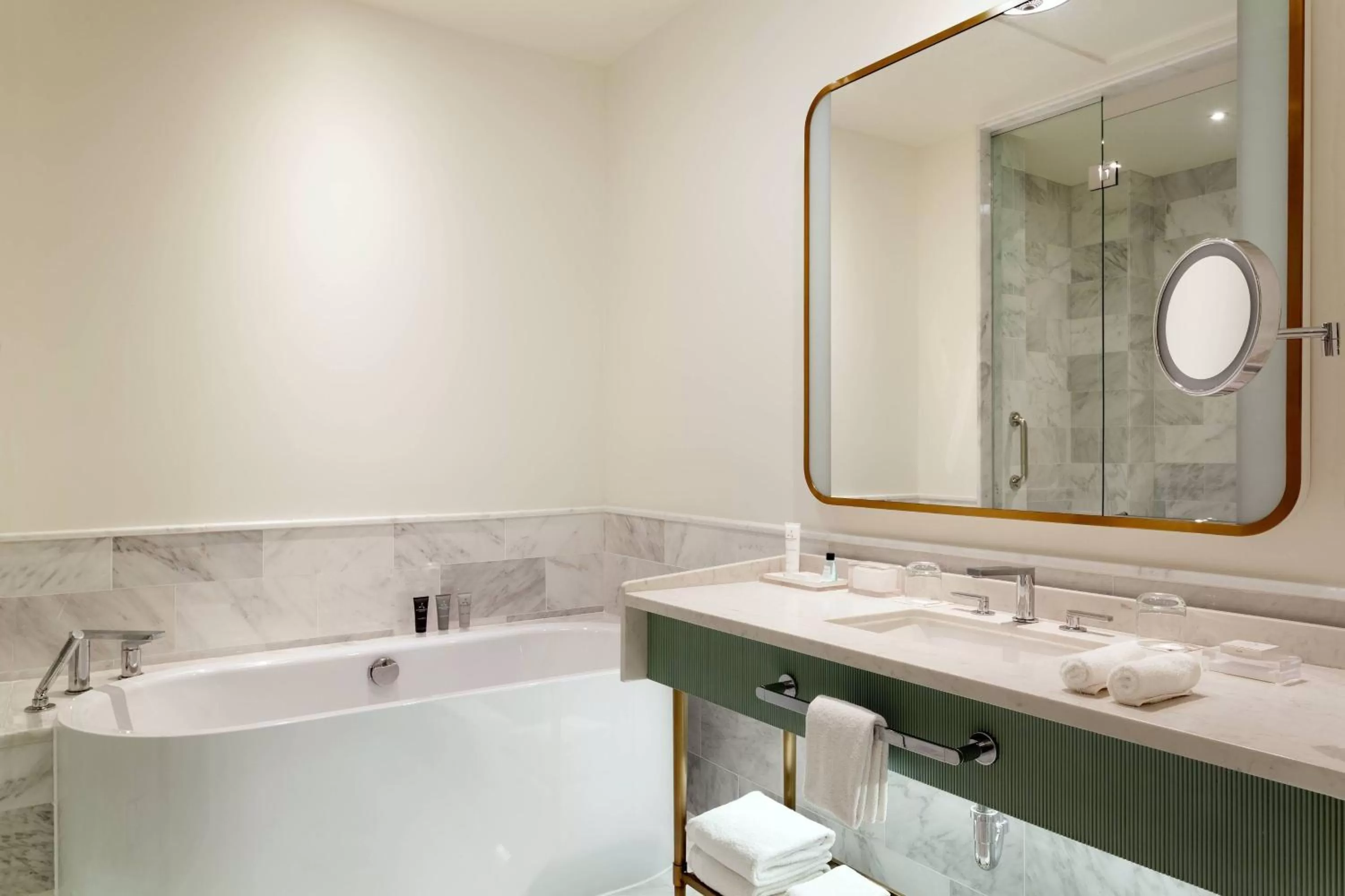 Bathroom in JW Marriott Miami Turnberry Resort & Spa