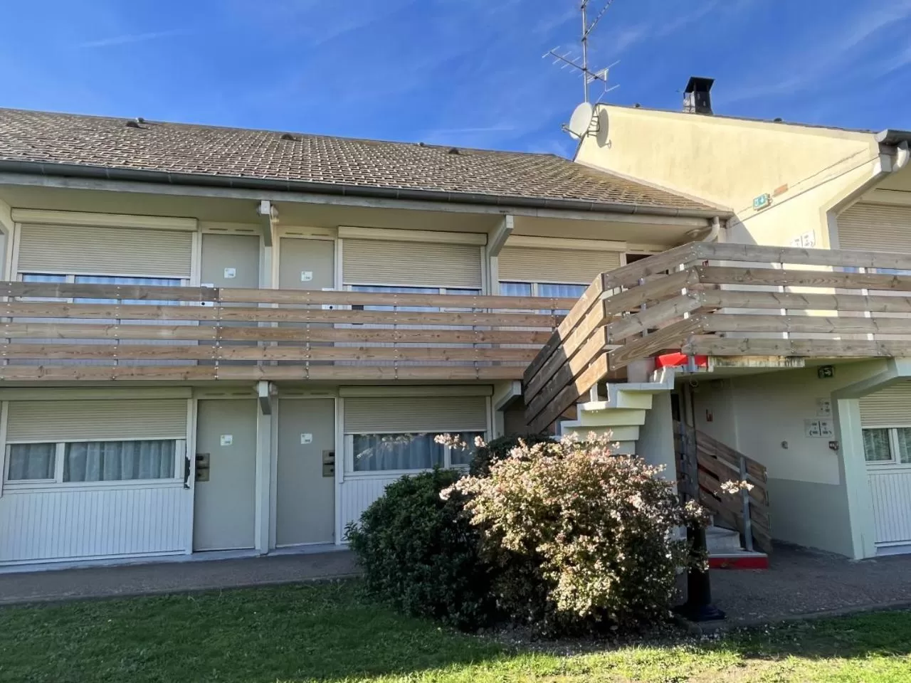 Property building in Hôtel Campanile Orléans Nord - Saran