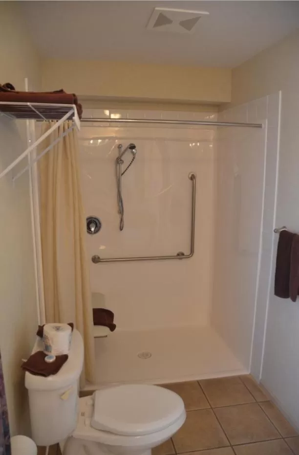Shower in Avalon Inn
