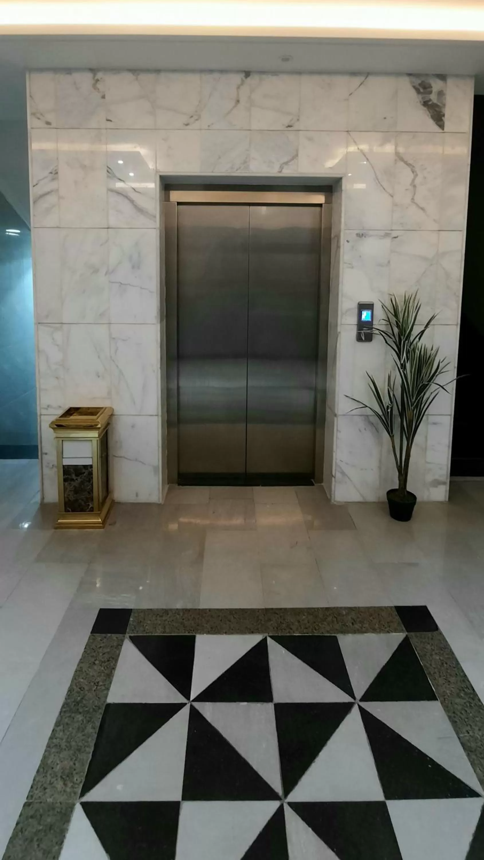 elevator in جولدن نيو جوان - Golden New Gewan - للشقق المخدومة