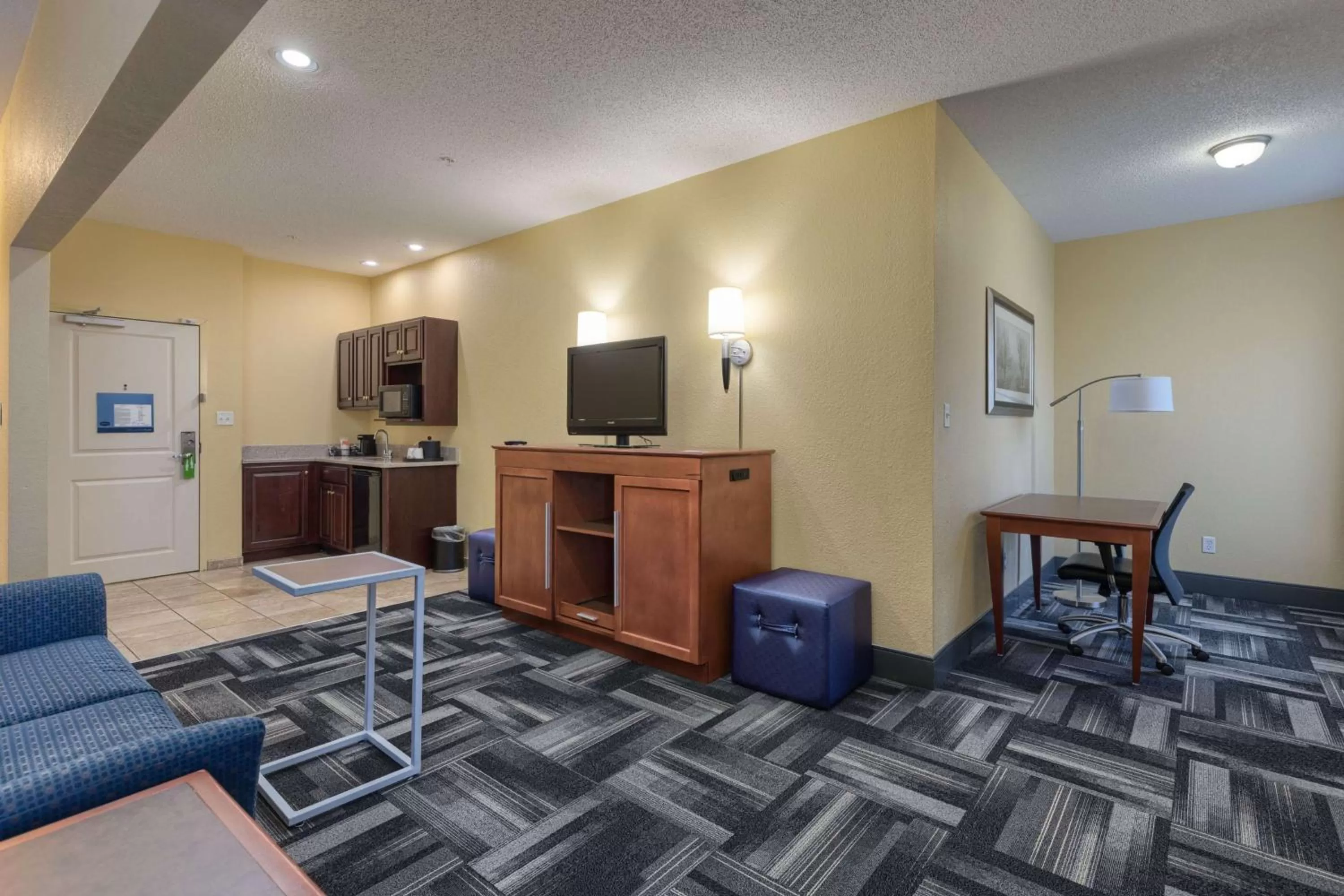 Bed in Hampton Inn Owensboro