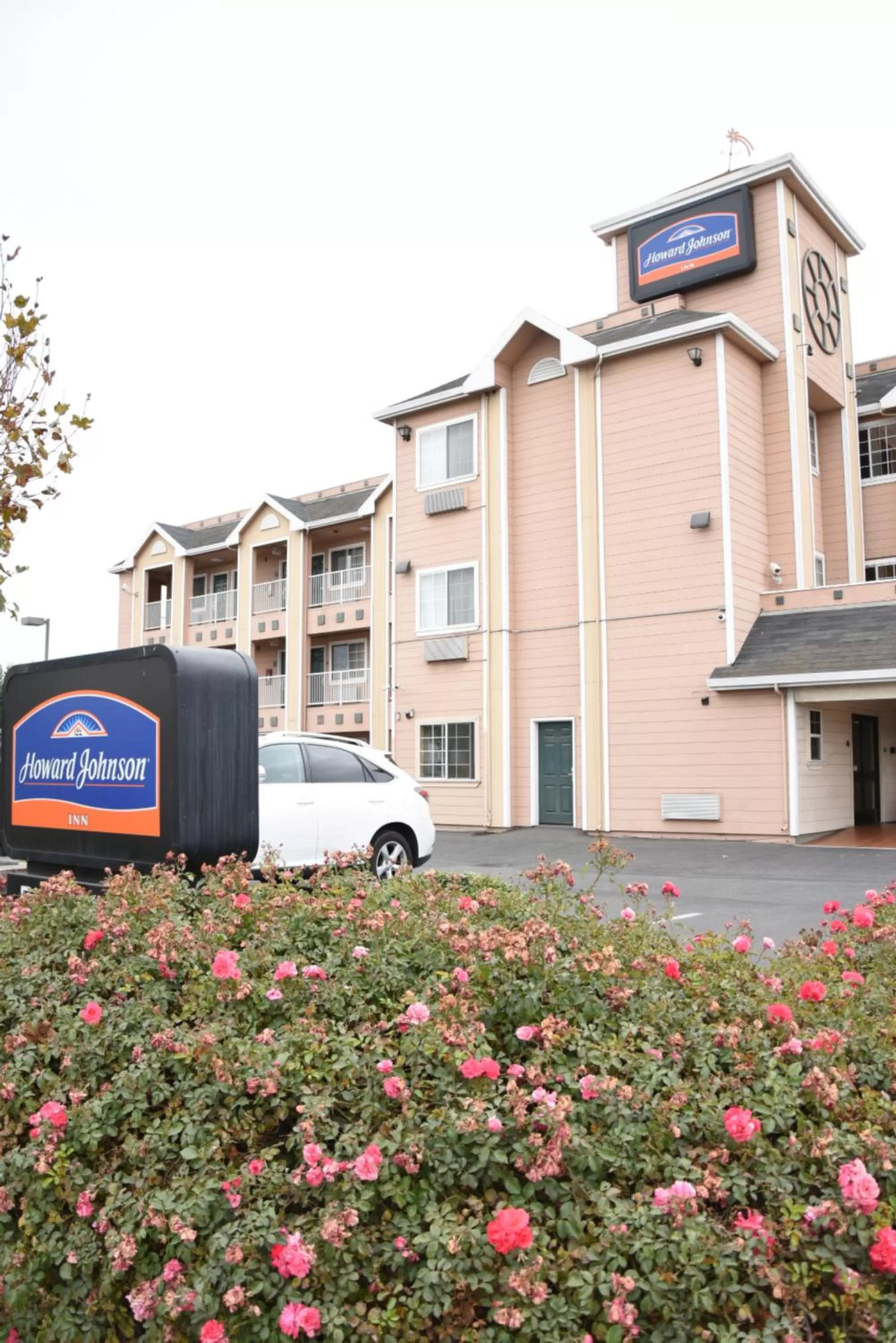 Bird's eye view in Howard Johnson by Wyndham Salinas