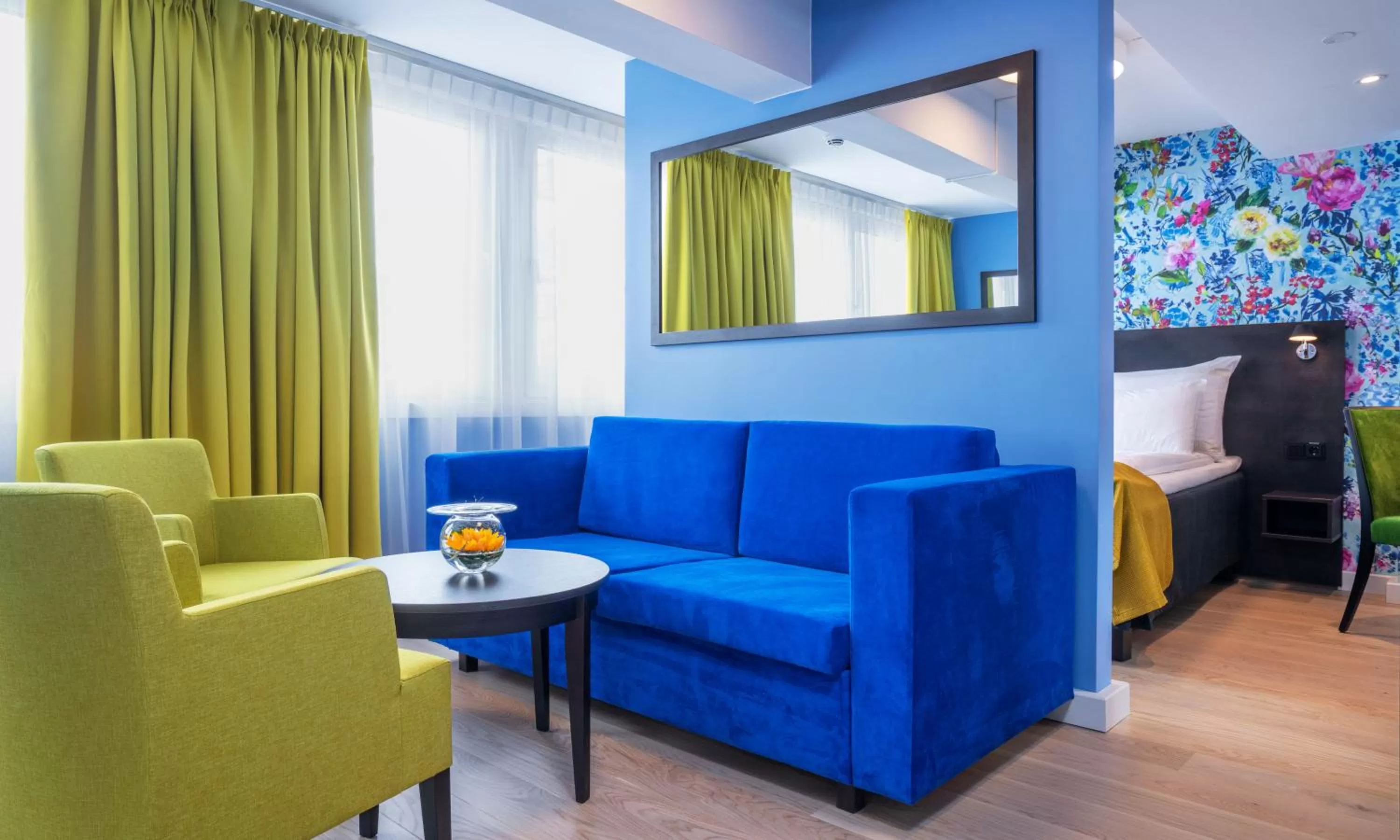 Seating area in Thon Hotel Moldefjord