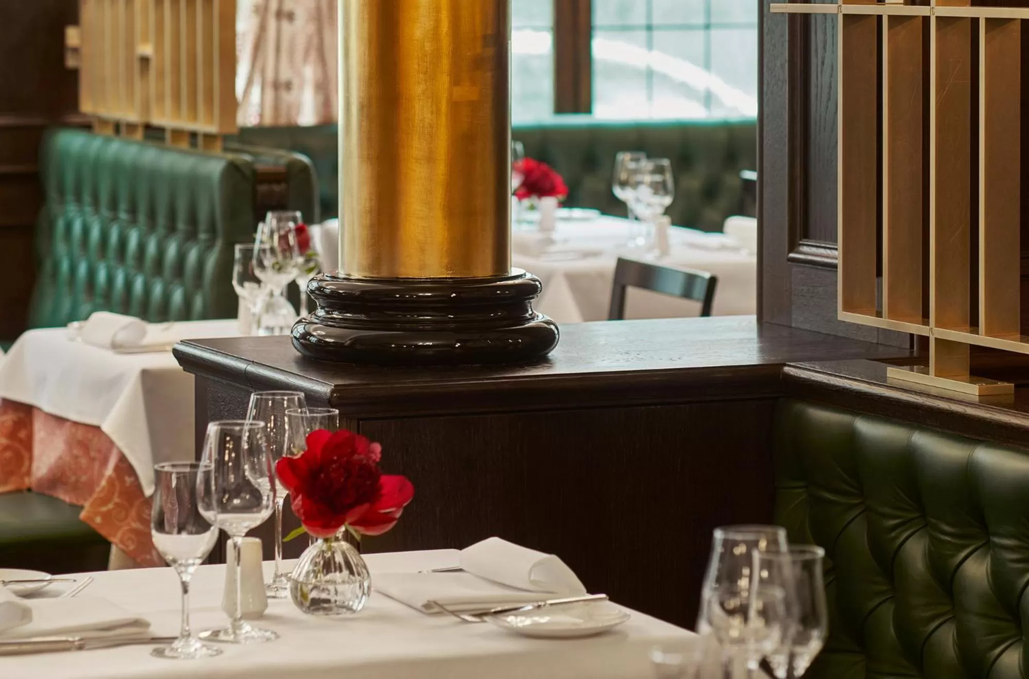 Restaurant/places to eat in Eden Hotel Wolff