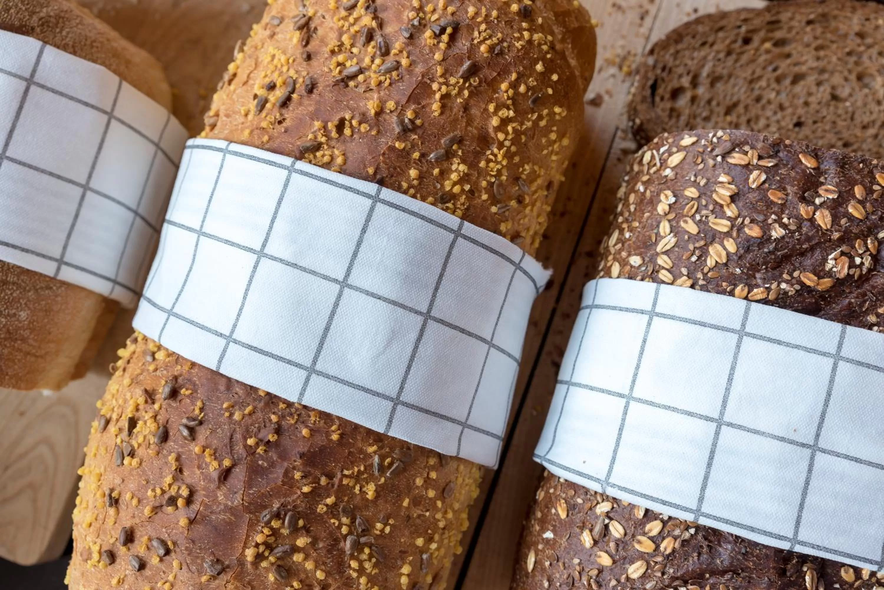 Breakfast in Hotel Fidder - Patrick's Whisky Bar