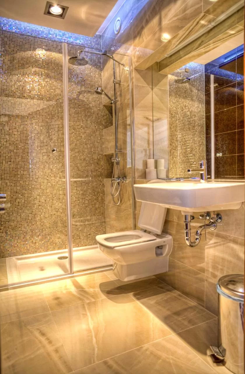 Bathroom in Hotel Pruski