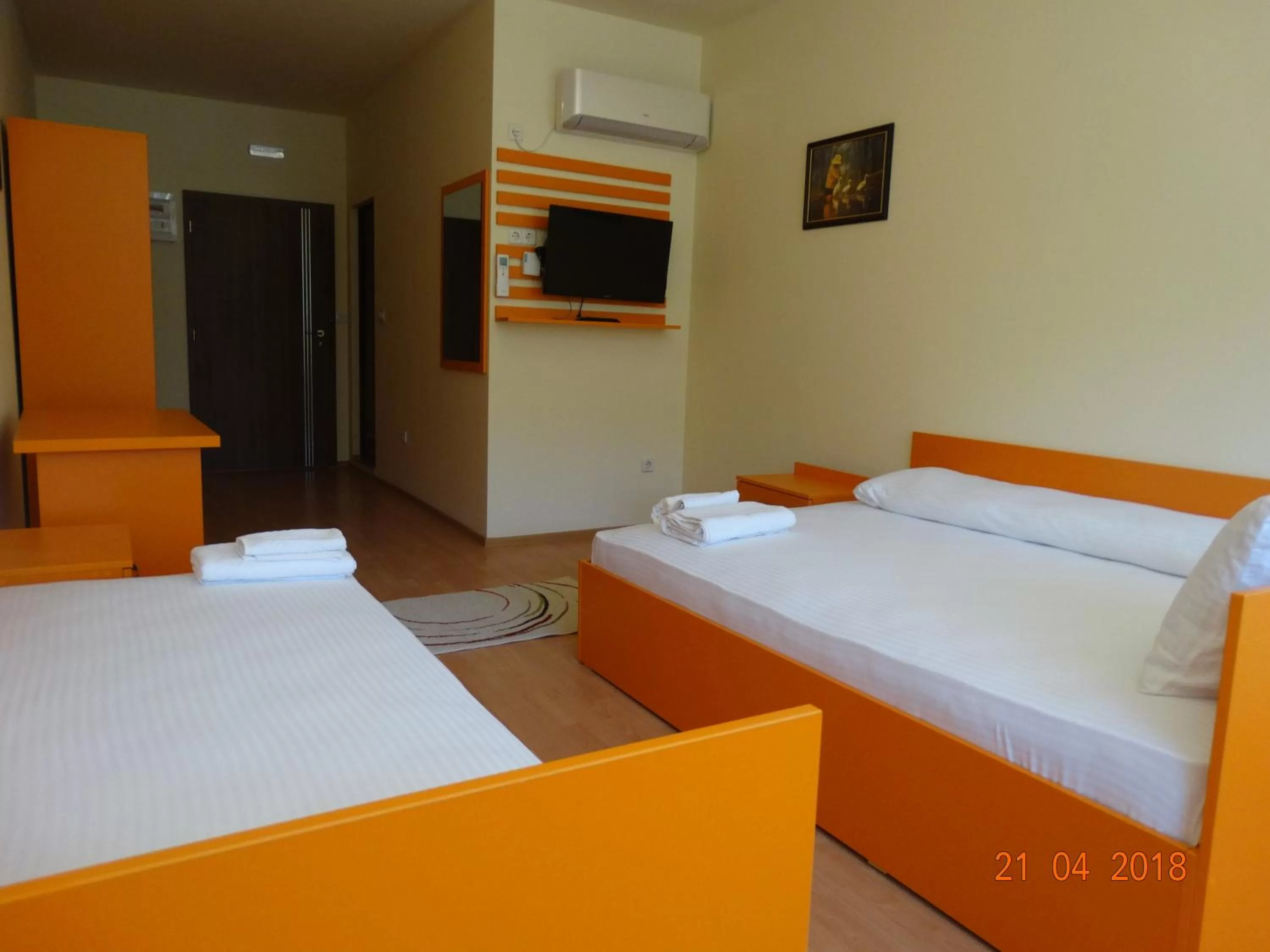 Bed in Hotel Lago Peshtera