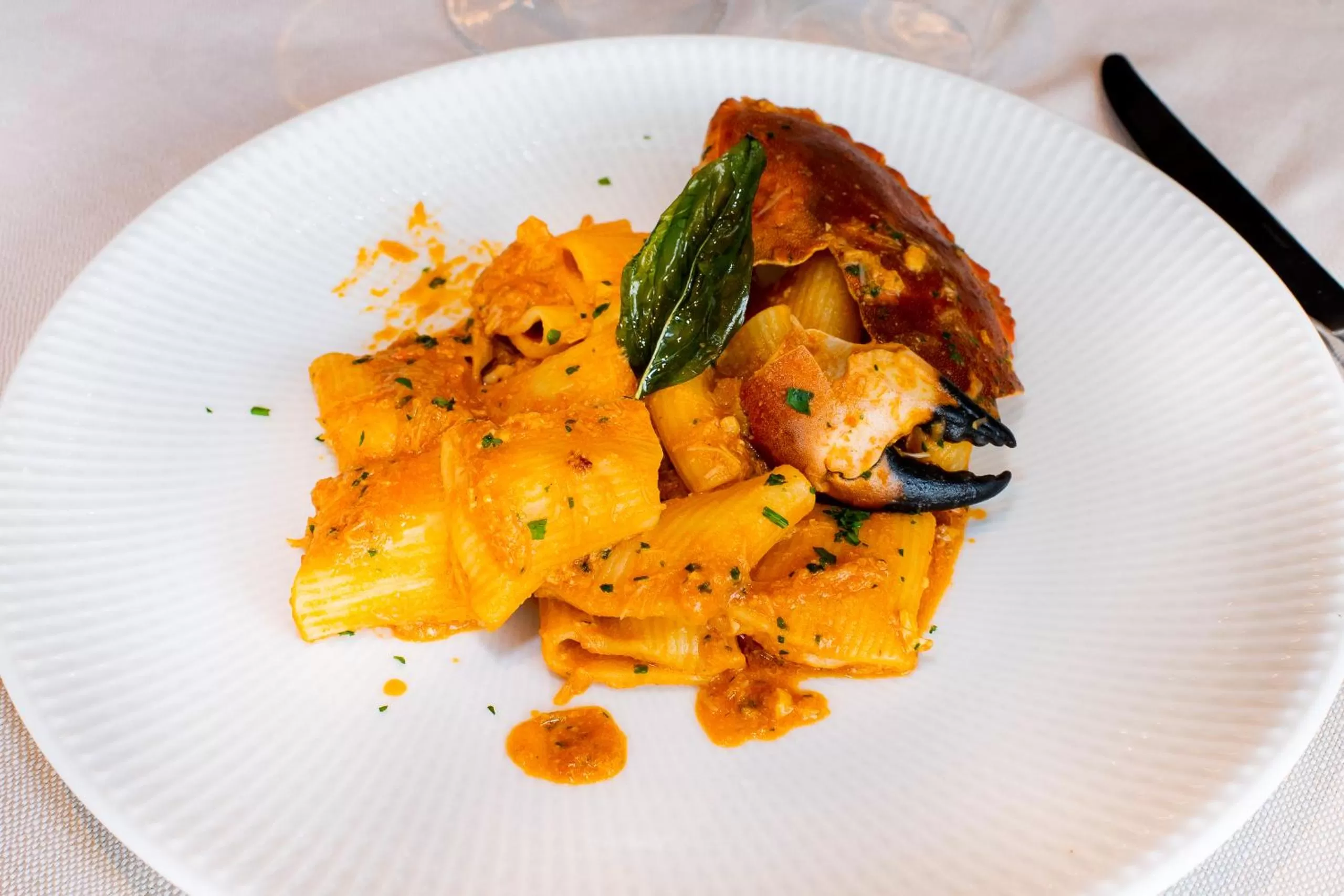 Restaurant/places to eat in M2 Hotel