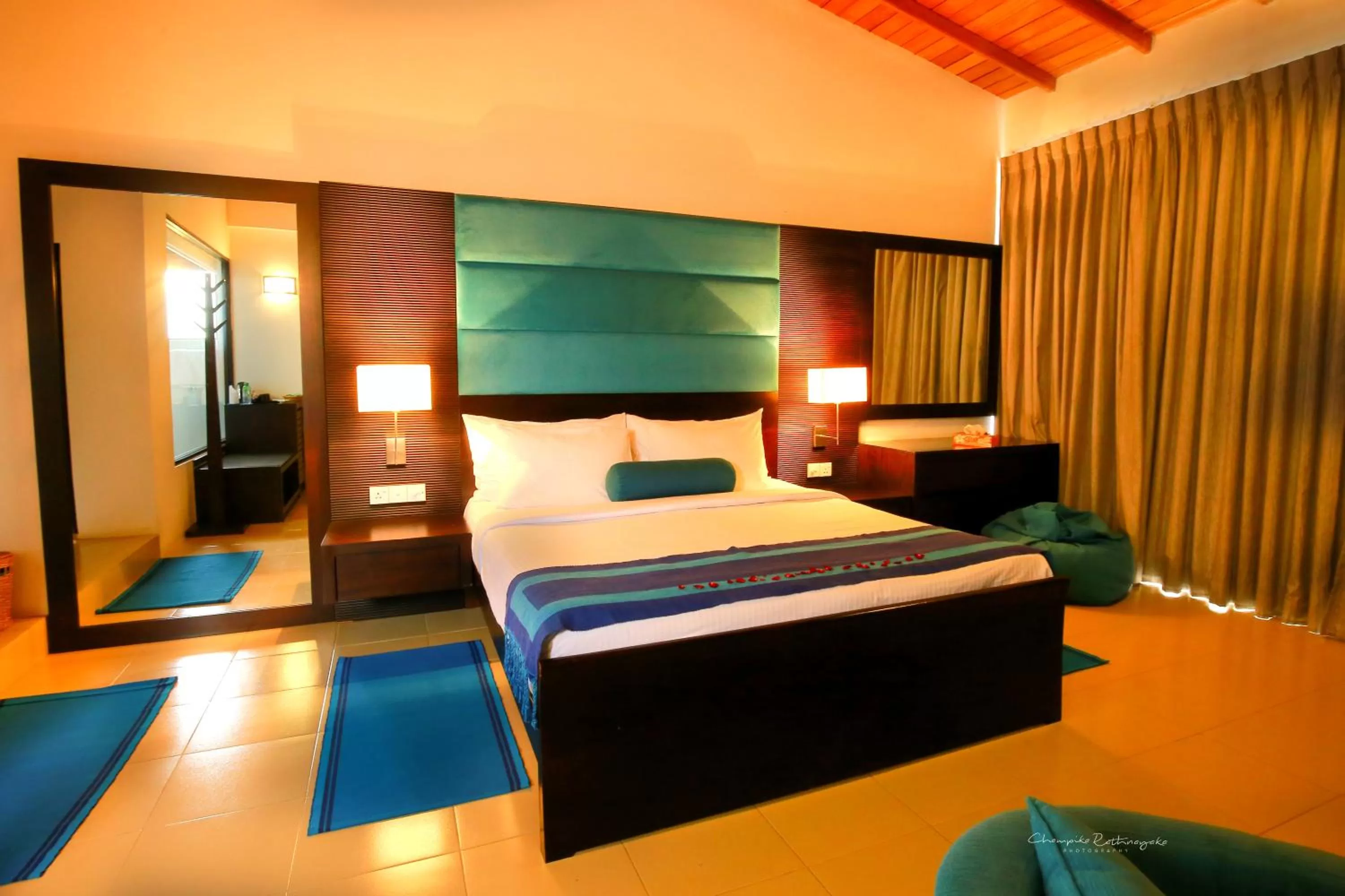 Bed in Mountain Heavens