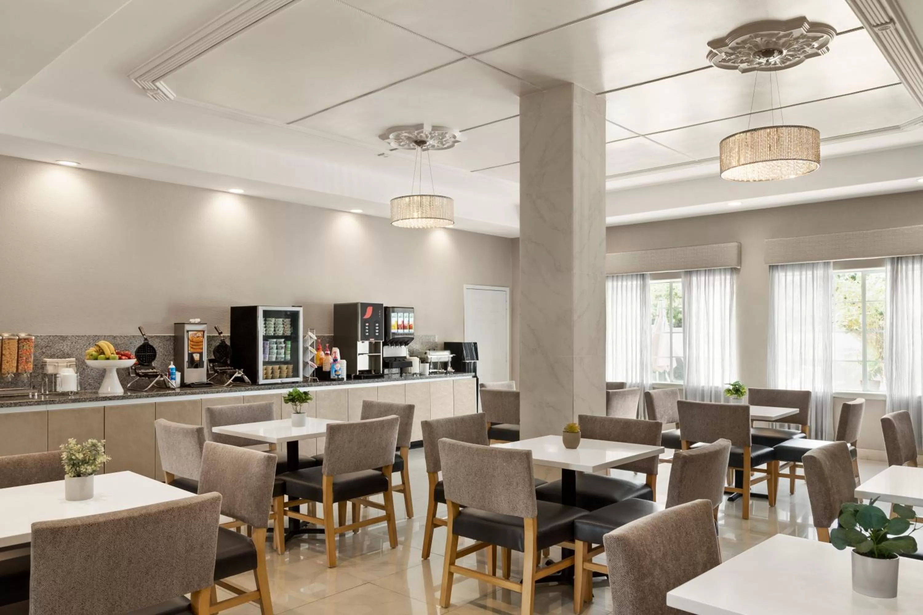 Breakfast in La Quinta by Wyndham Brownsville North