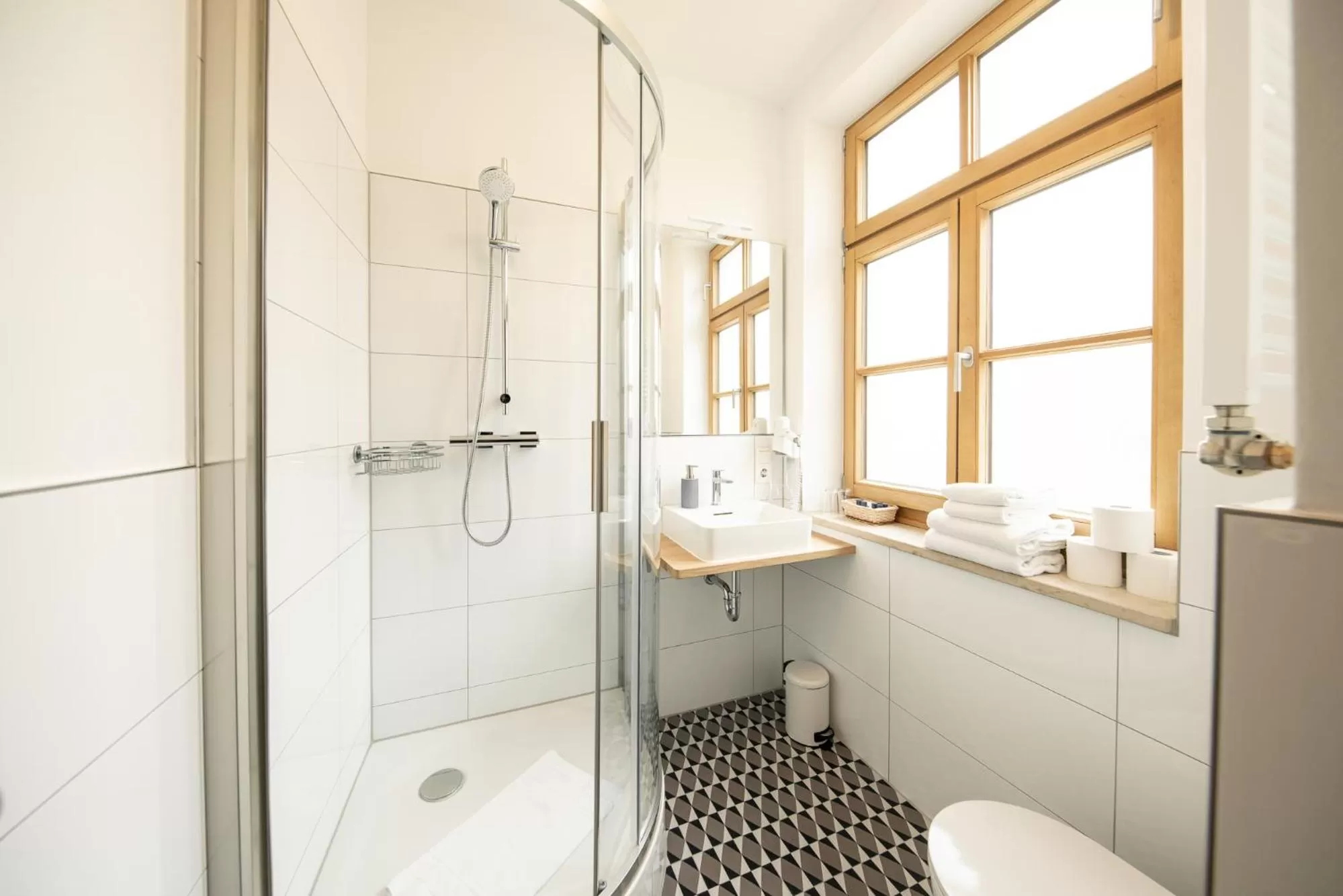 Shower in Hotel Am Markt