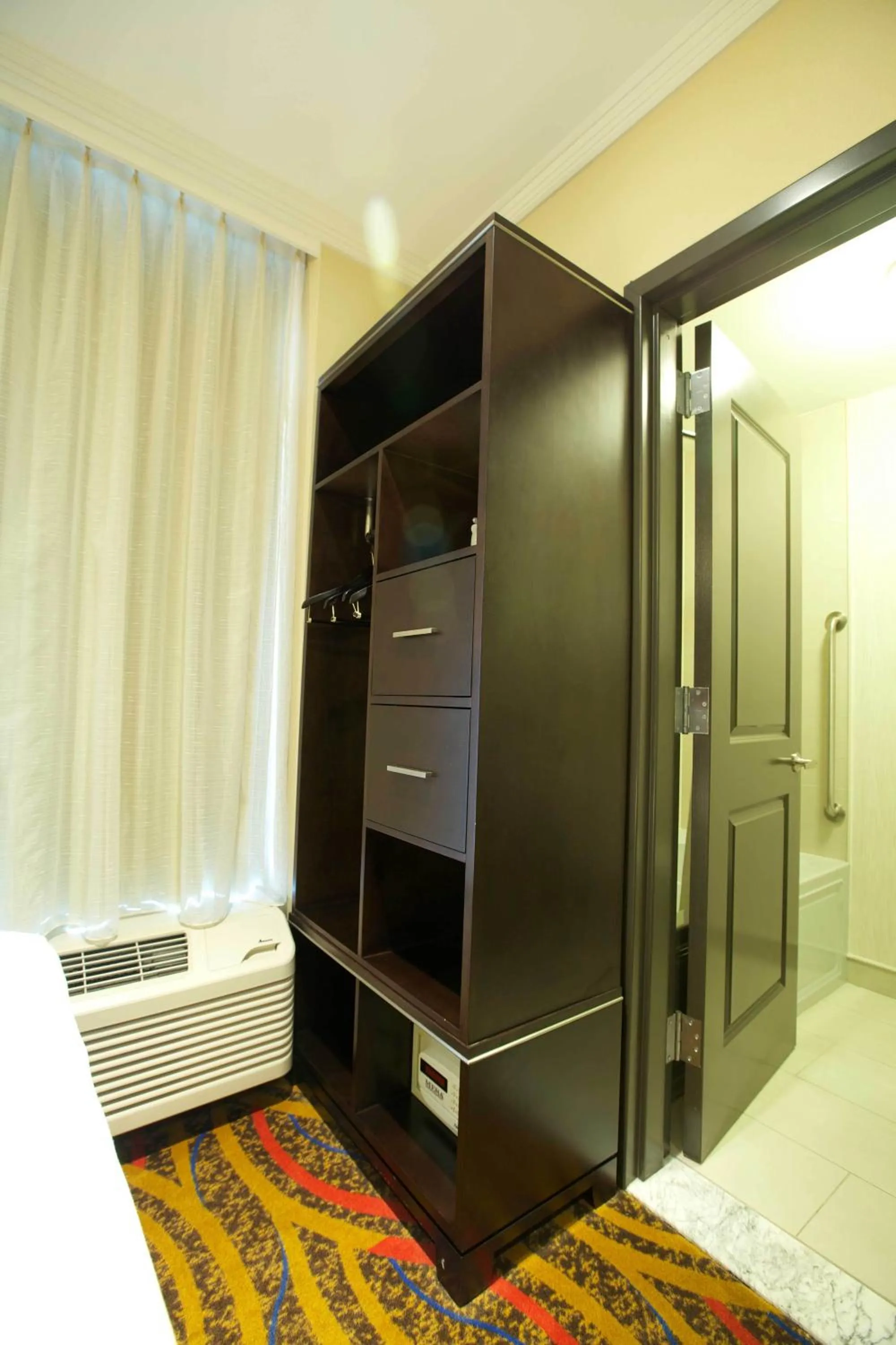 Bathroom in Nesva Hotel - New York City Vista