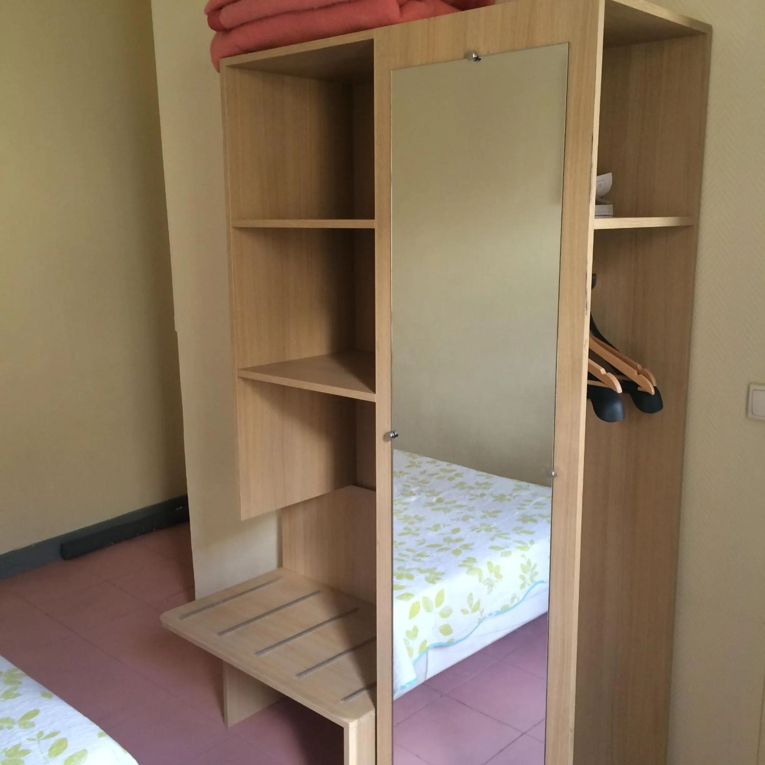 Decorative detail, Bed in Au Royal Mad