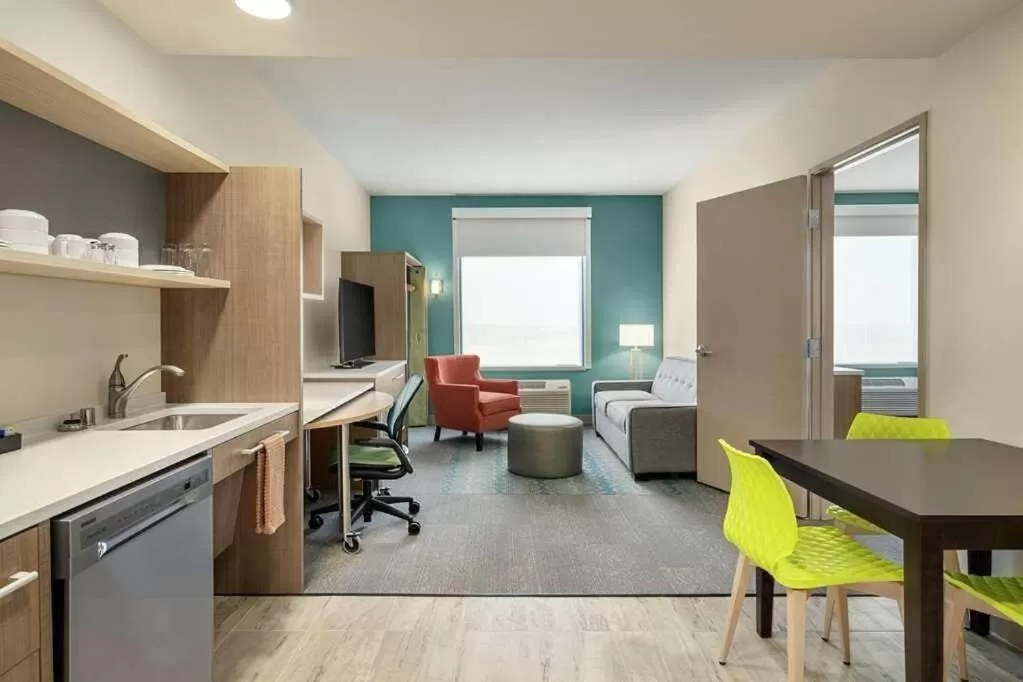 Living room in Home2 Suites By Hilton Alamogordo White Sands