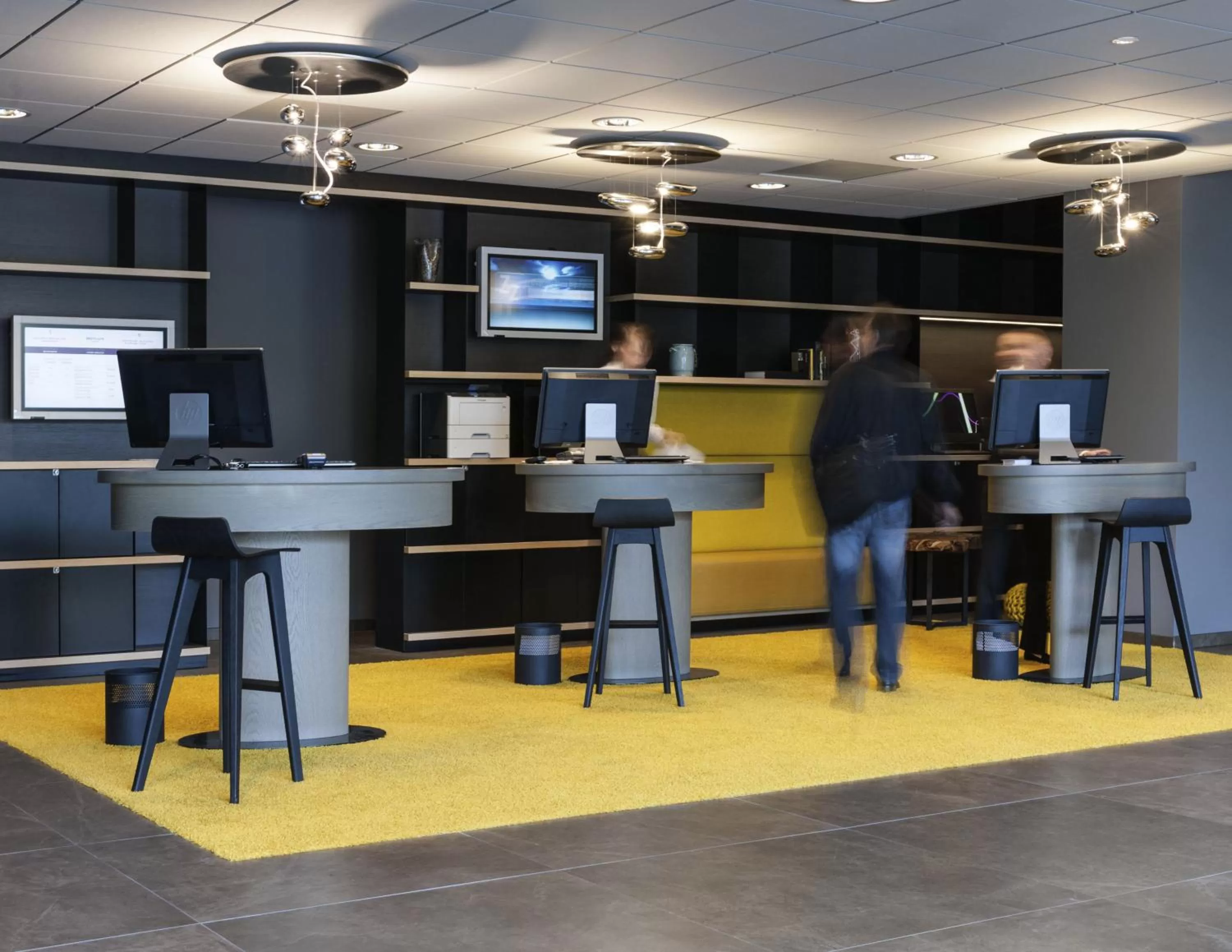 Lobby or reception in Mercure Amsterdam City Hotel