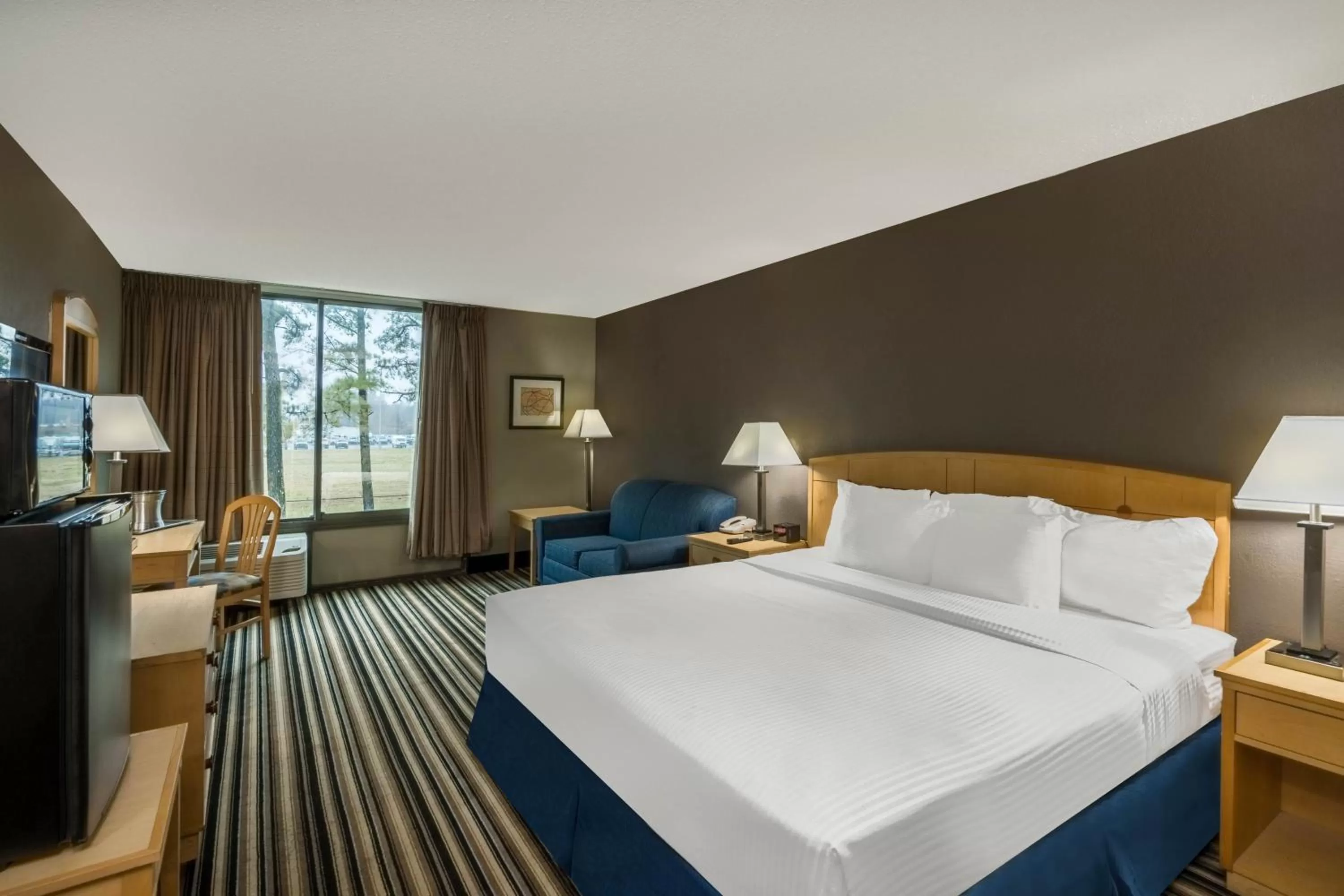 Bedroom in Travelodge by Wyndham Memphis Airport/Graceland