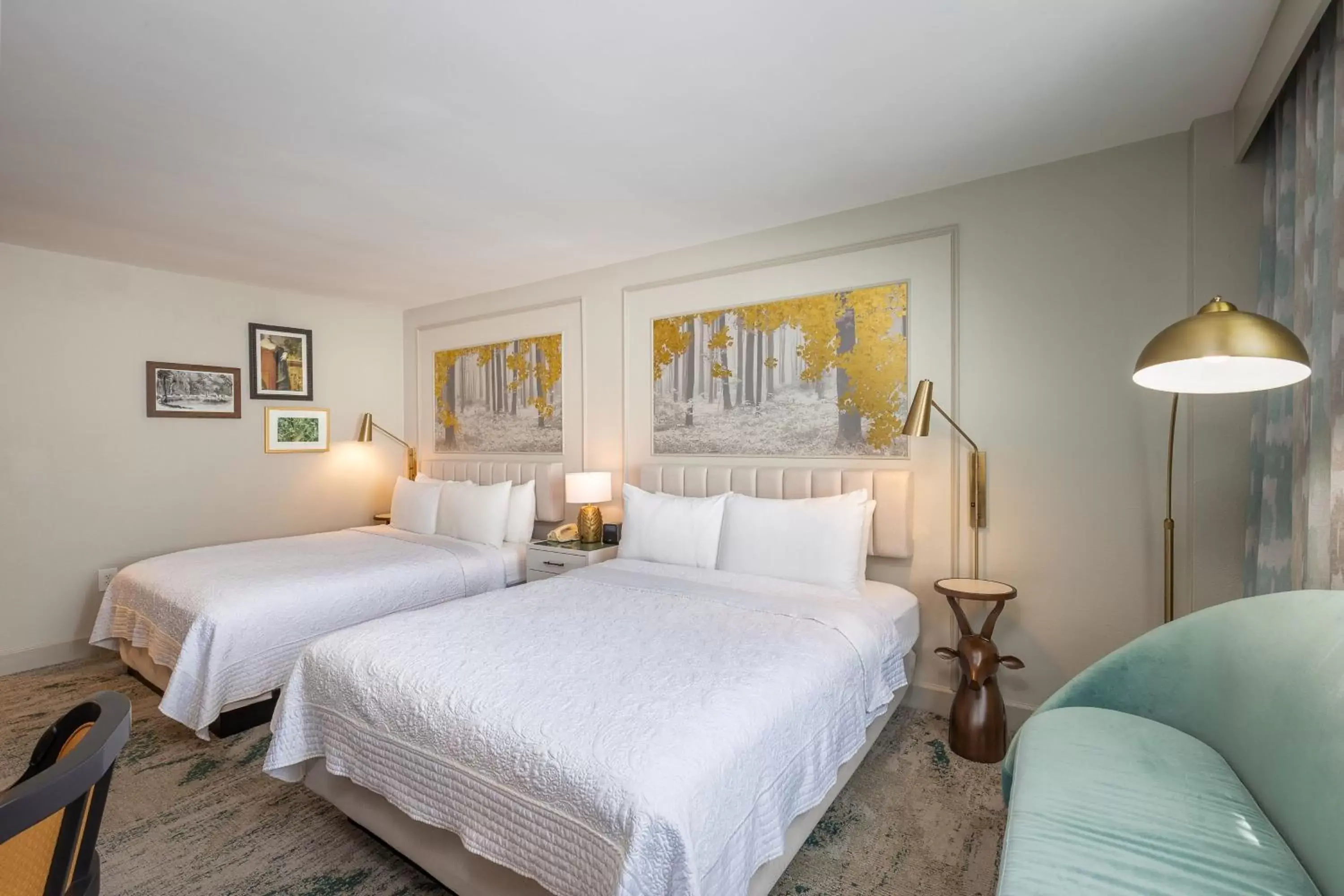 Queen Room with Two Queen Beds and Adapted Tub - Mobility and Hearing Accessible in Castle Hotel, Autograph Collection by Marriott Queen Room with Two Queen Beds and Adapted Tub - Mobility and Hearing Accessible in Castle Hotel, Autograph Collection by Marriott