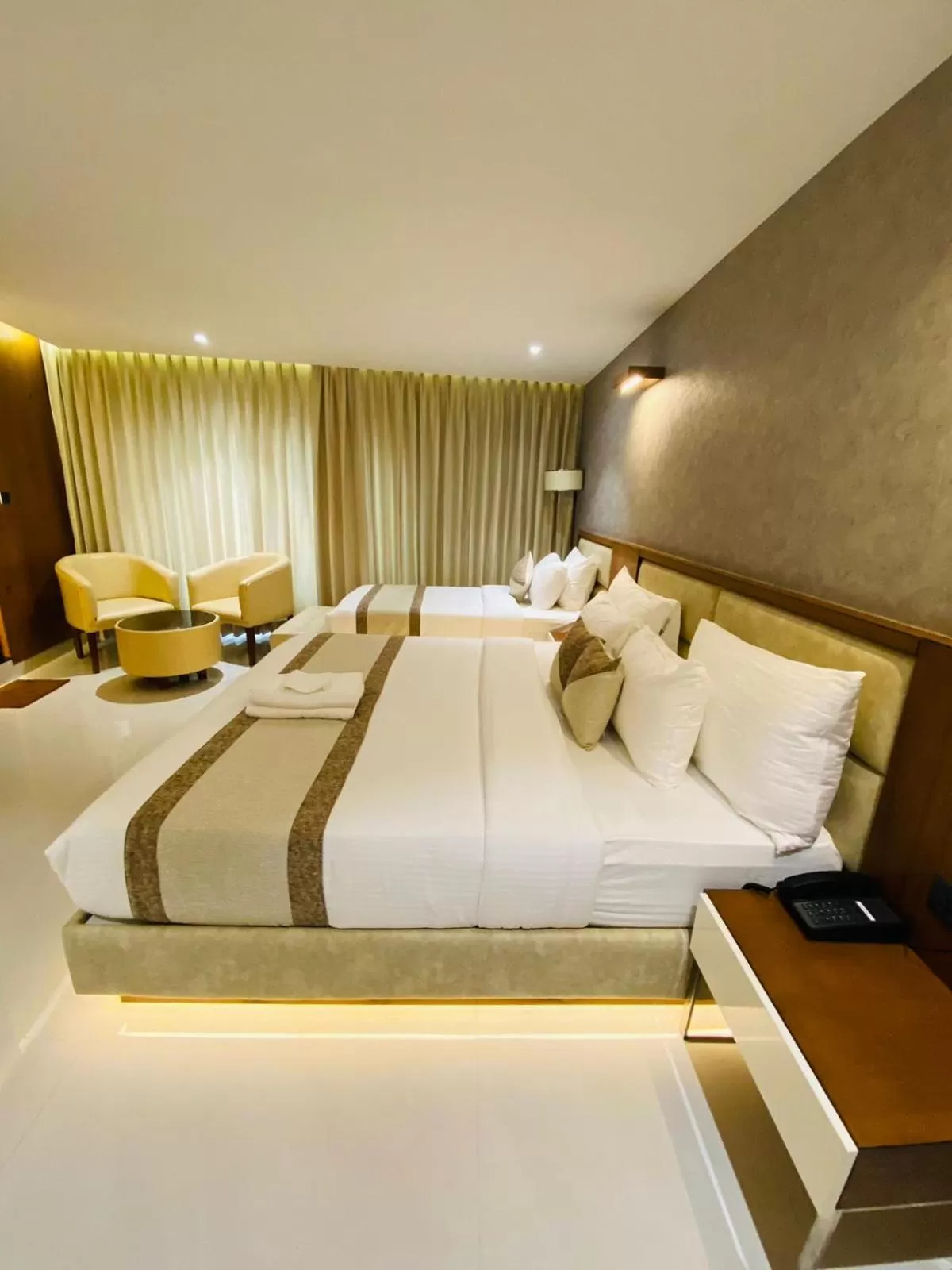 Bedroom, Bed in Royal Plaza Suites by RAK Rooms, Mangaluru