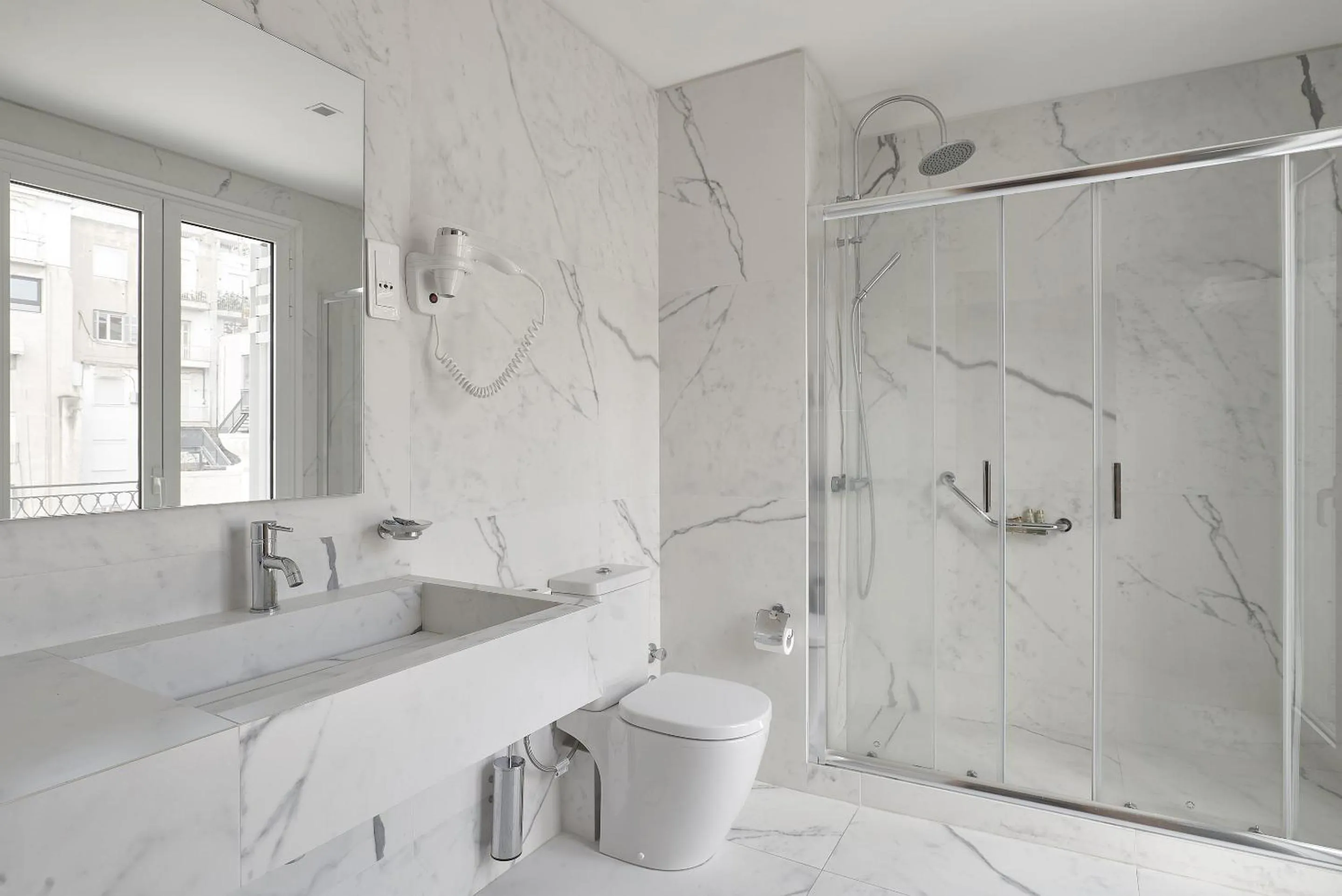 Shower in Athos Hotel