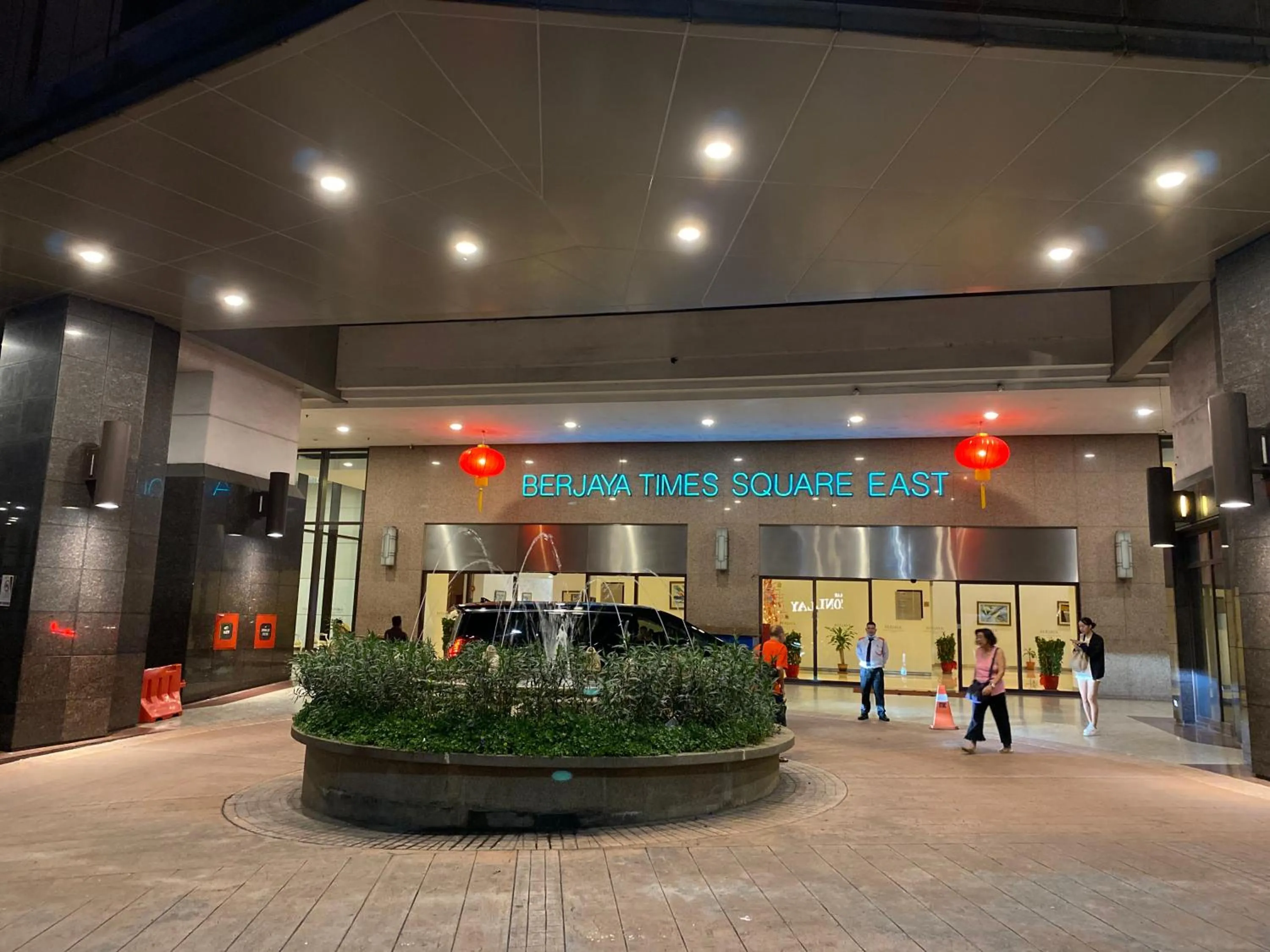 Night in Serviced Apartments at Times Square Kuala Lumpur by Robinsons