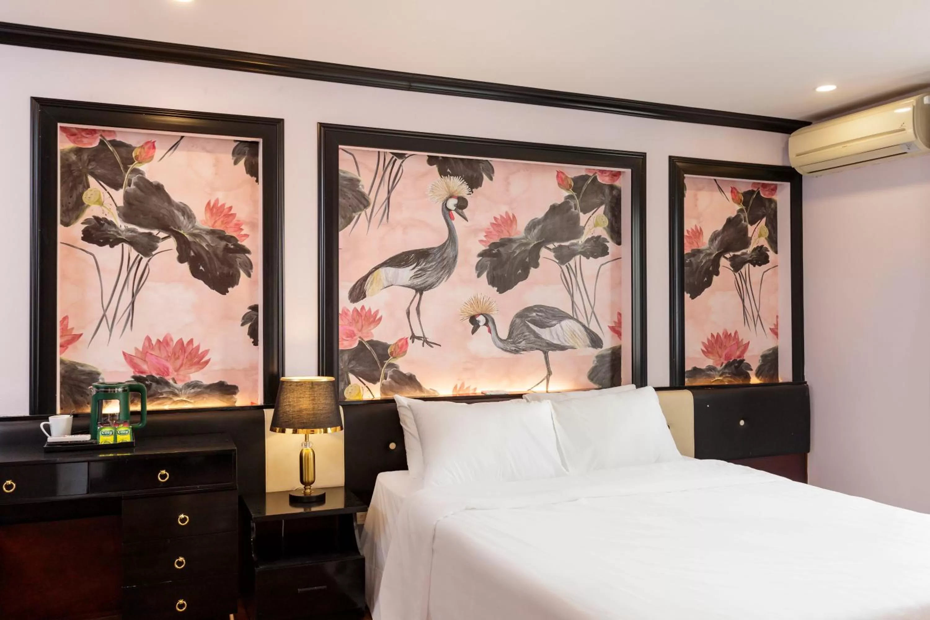 Bed in Hanoi Memory Premier Hotel & Spa