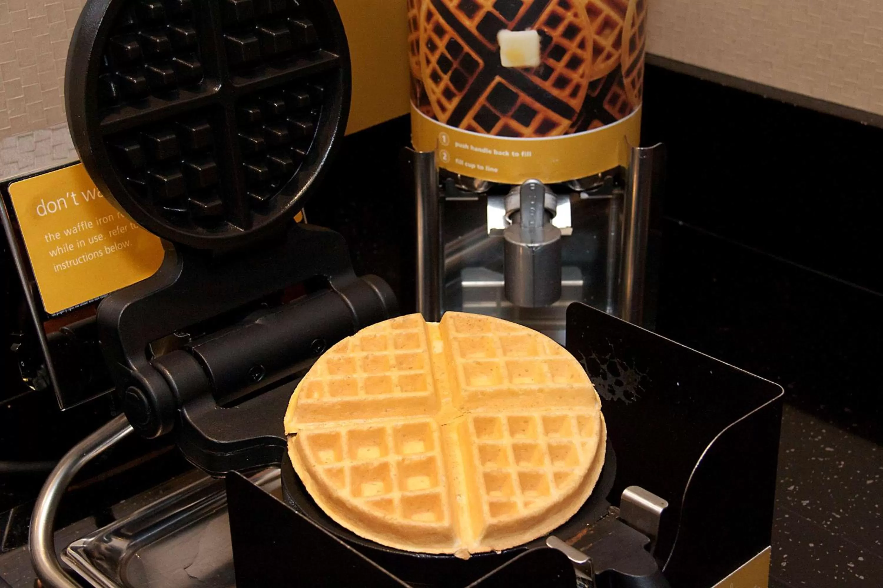 Restaurant/places to eat in Hampton Inn Fremont