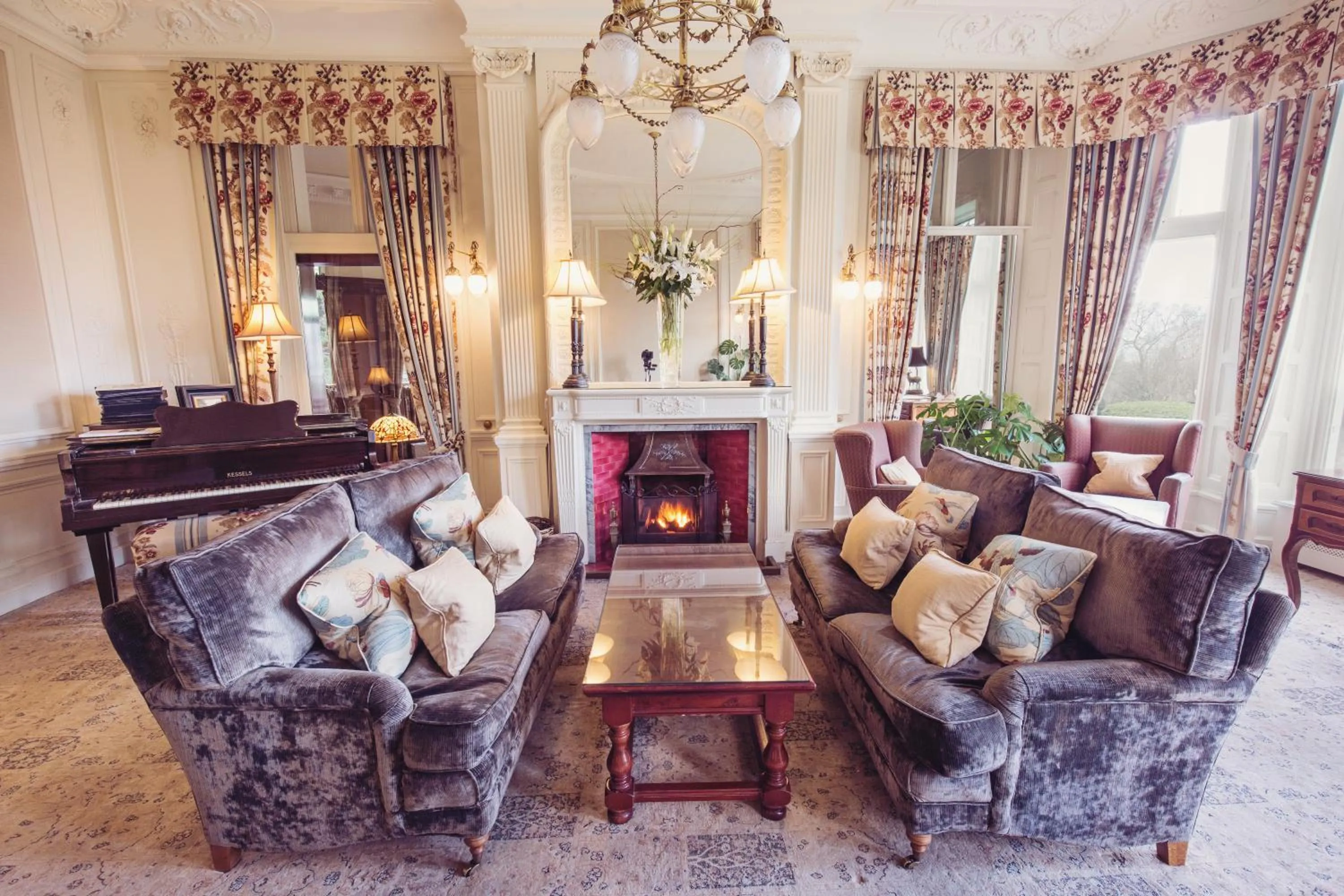 Living room in Merewood Country House Hotel
