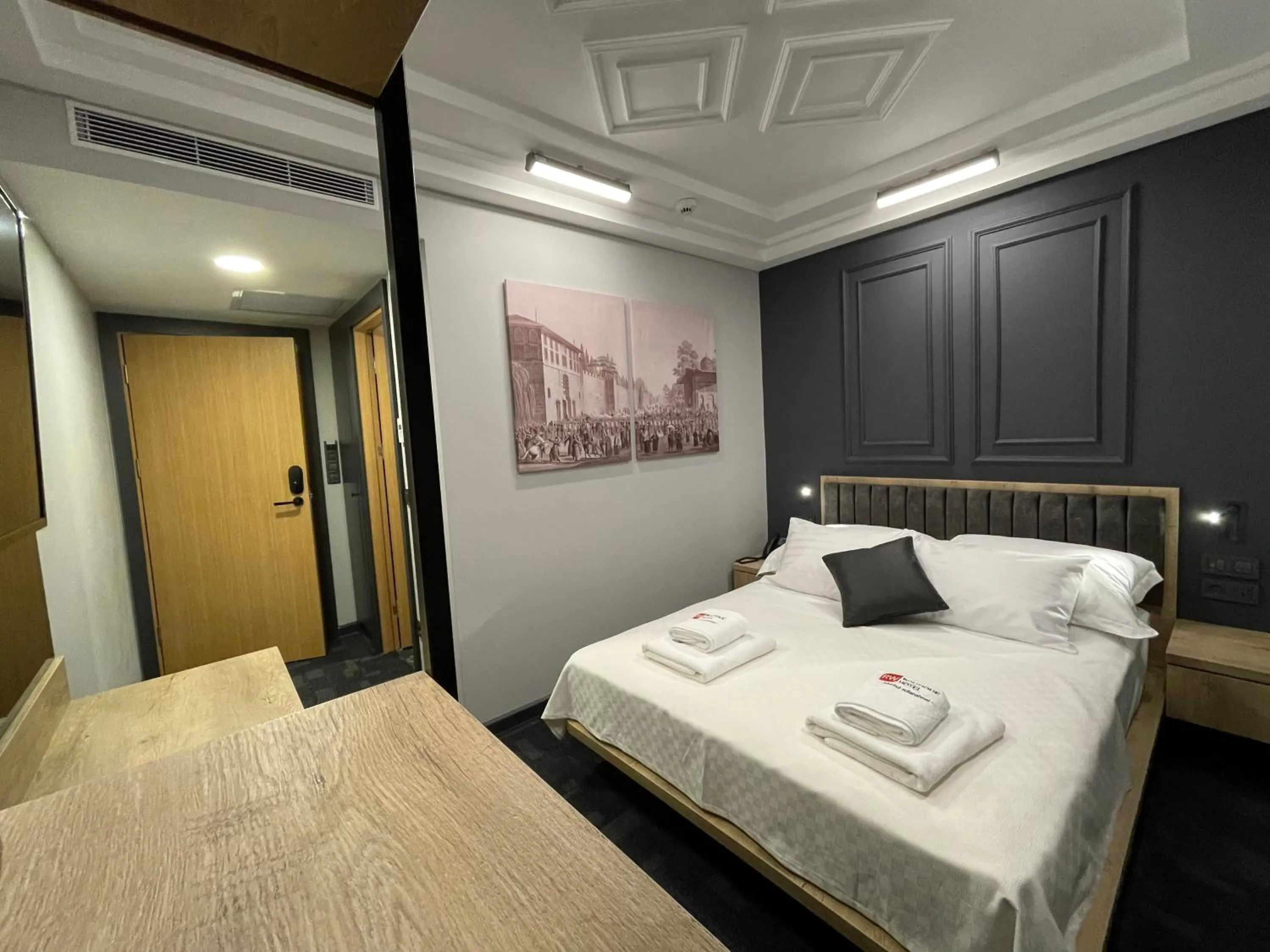 Bed in RW BOUTIQUE HOTEL