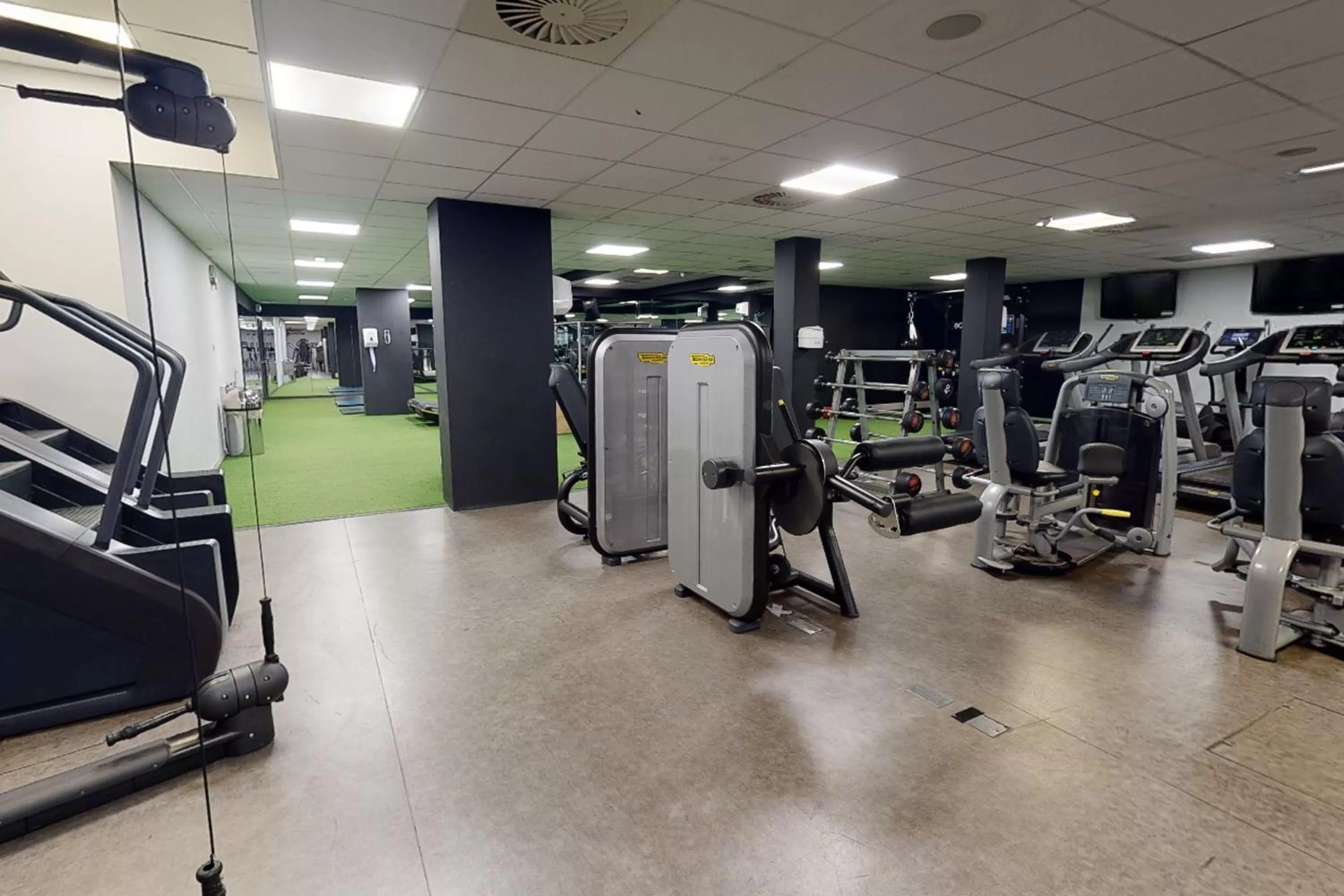 Fitness centre/facilities in Village Hotel Manchester Hyde