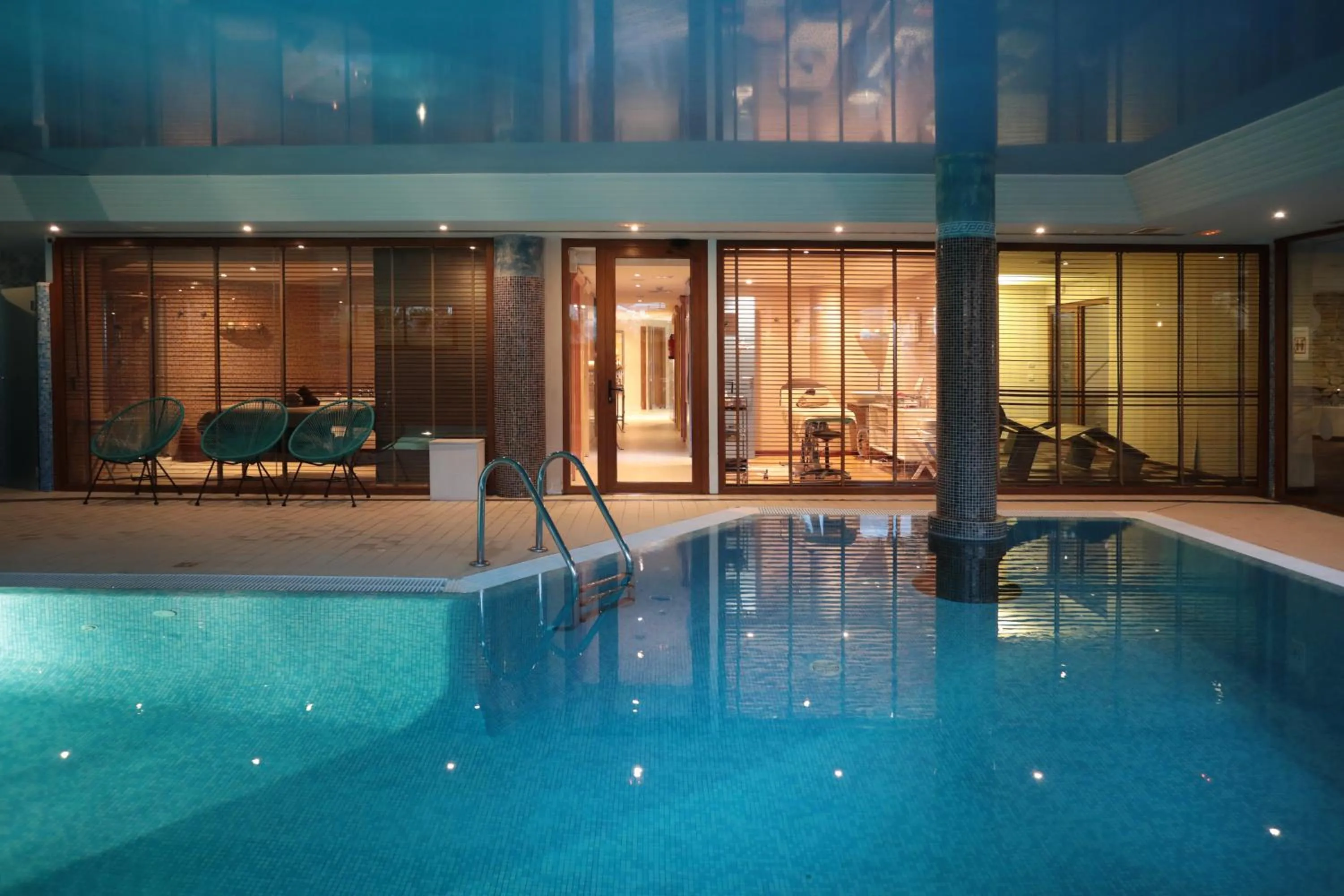 Spa and wellness centre/facilities in Mon Port Hotel & Spa