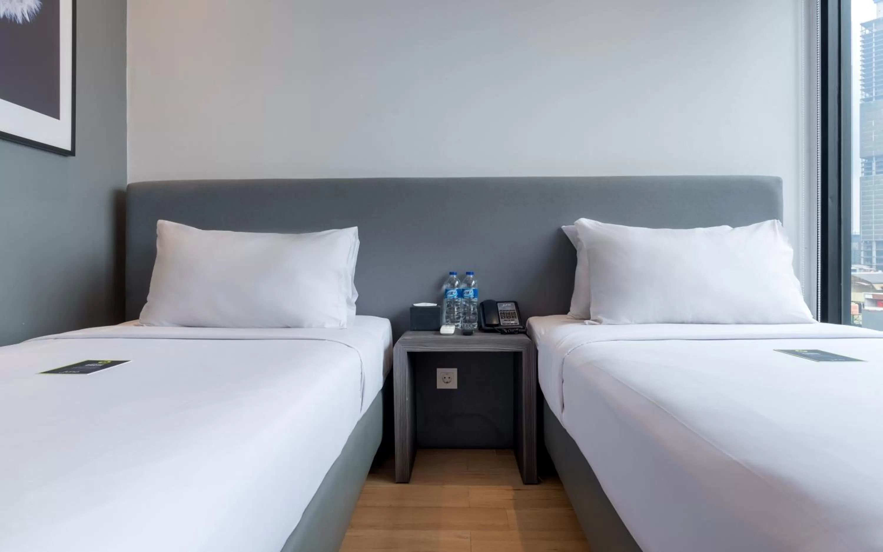 Bed in Juno Tanah Abang Jakarta