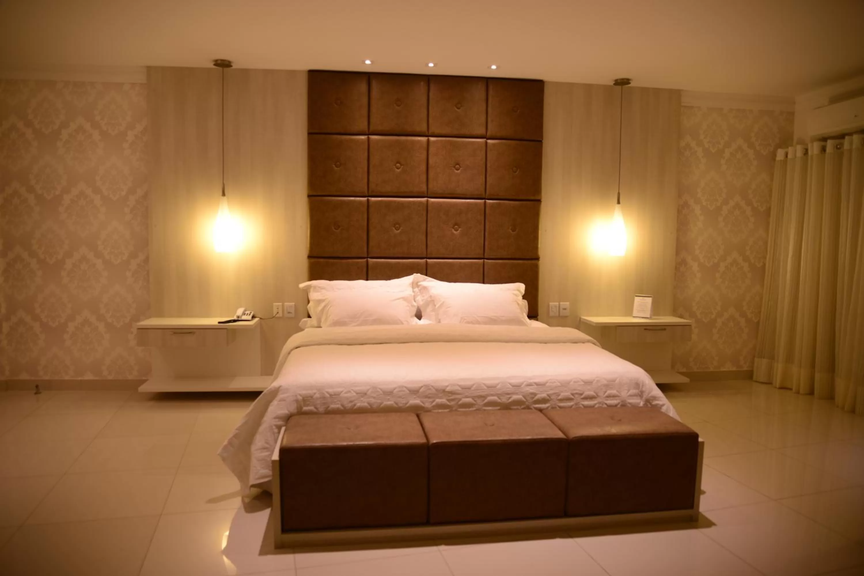 Bed in Granterrara Hotel