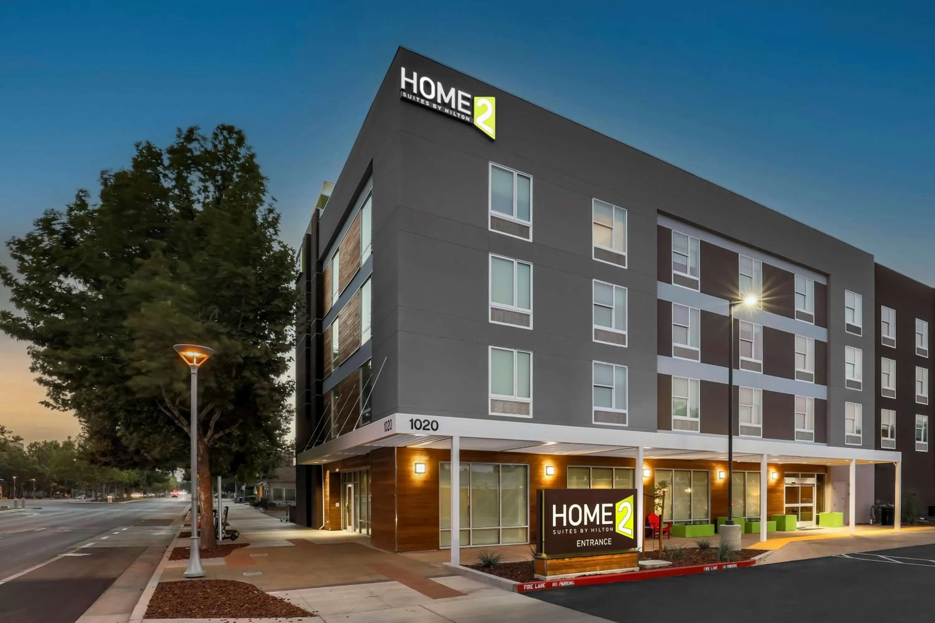 Property building in Home2 Suites By Hilton West Sacramento, Ca