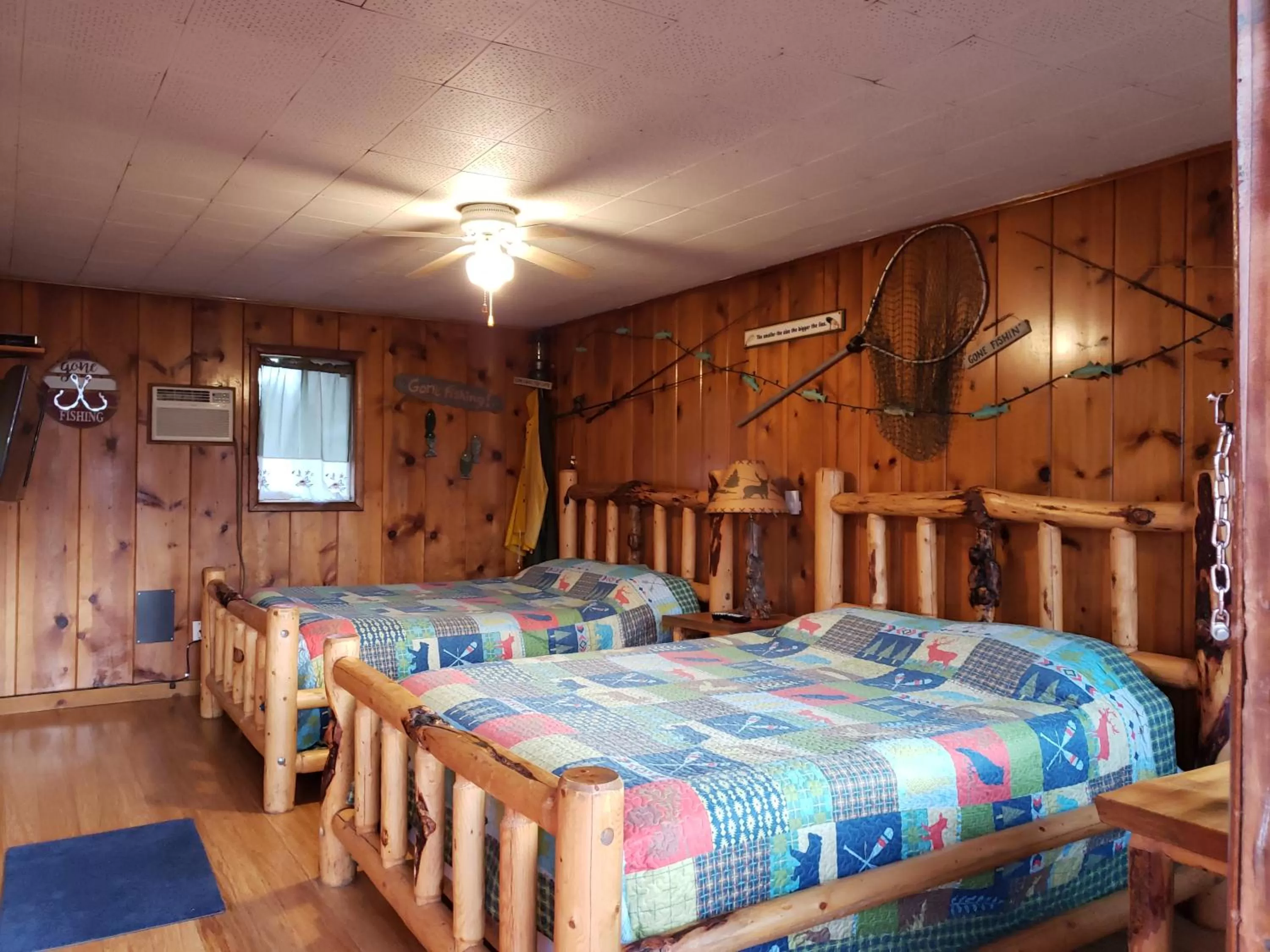 Bed in CRESCENT MOON MOTEL